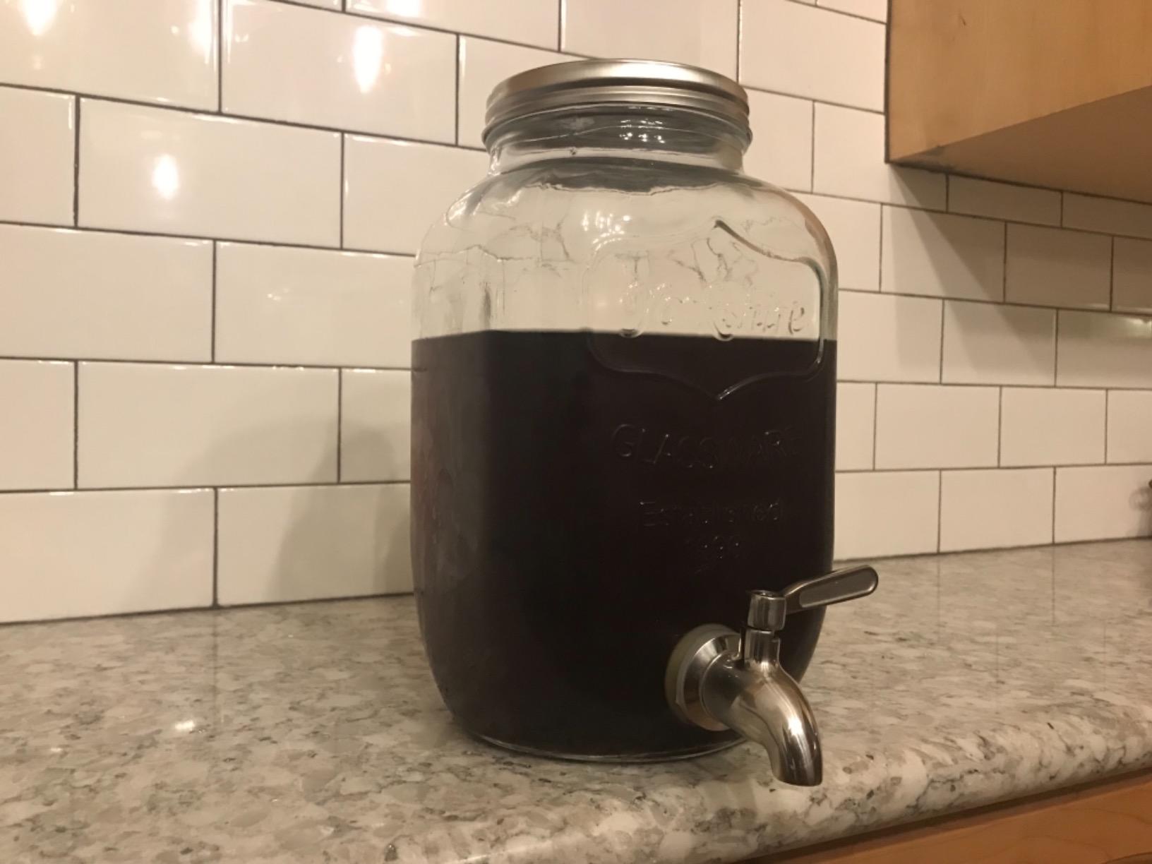 Original Grind Coffee Co.,1 Gallon Cold Brew Coffee Maker,Easy Pour Stainless Steel Spigot Tap,Extra Thick Glass Pitcher Brewing System Iced Coffee Maker,Refrigerator Safe Storage customer photo 1