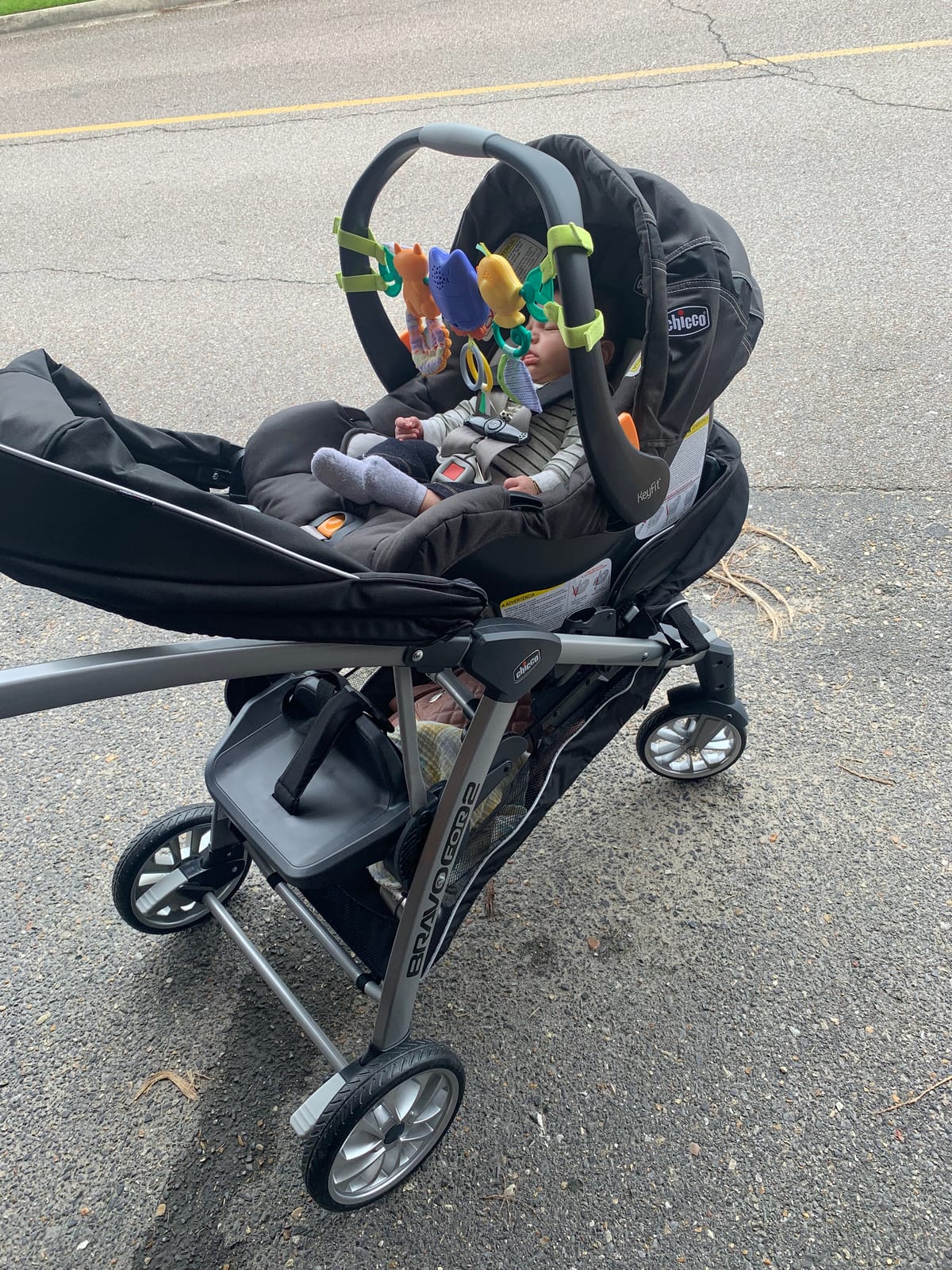 Chicco BravoFor2 Double Stroller for Infant and Toddler, Sit or Stand customer photo 2