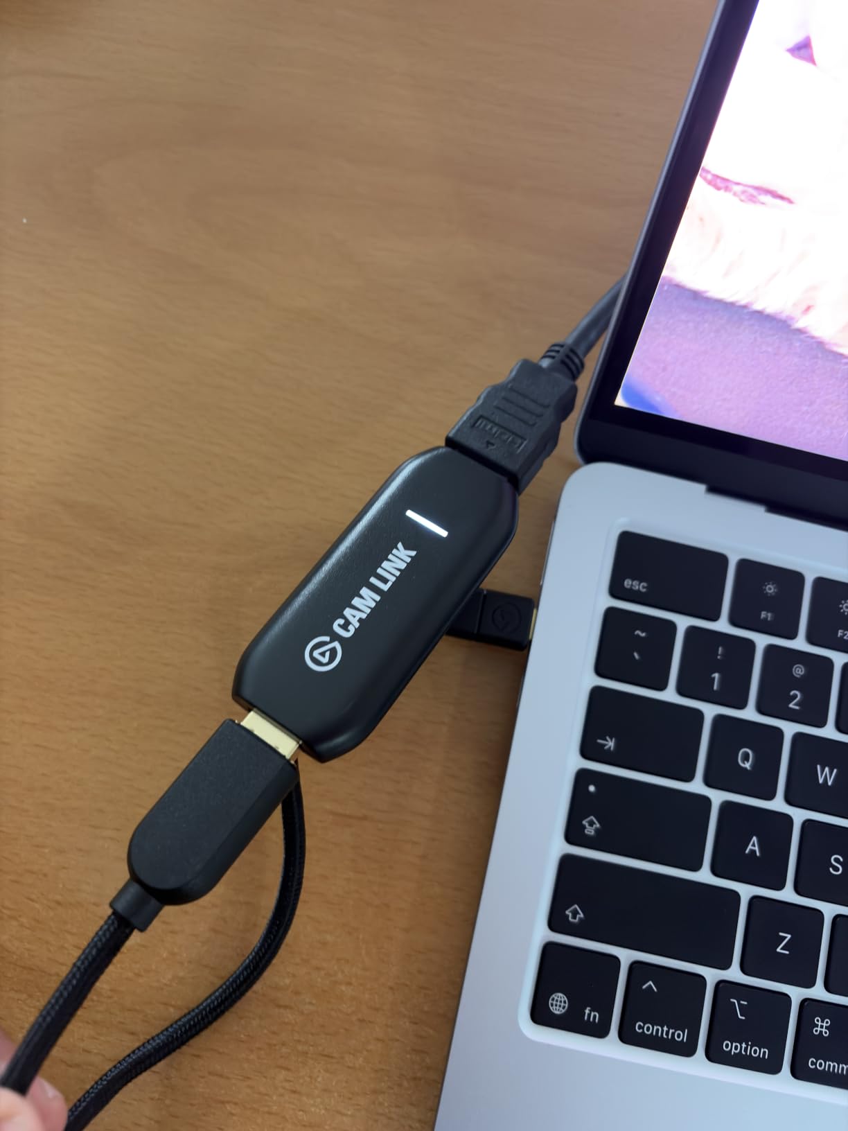 Elgato Cam Link 4K Capture Card for DSLR, Camcorder, Action Cam, USB-A Connector, USB 3.0 Hardware Interface, Black, Windows 10/11 and macOS customer photo 2