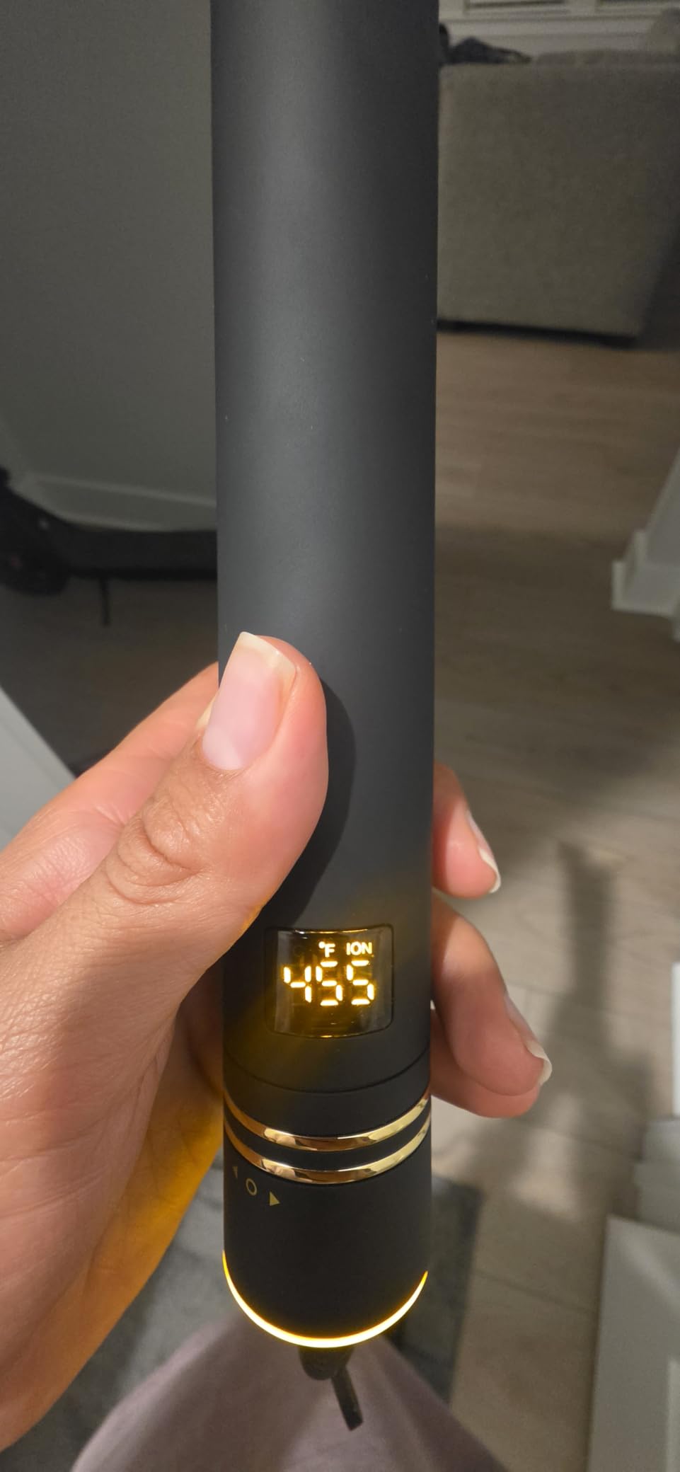 Hot Tools Pro Artist Black Gold Ionic 1 Inch Flat Iron | Use as Straightener for Sleek Straight Hair or Use Rounded Edges for Shiny Curls and Waves, Stylist-Preferred Styles customer photo 1
