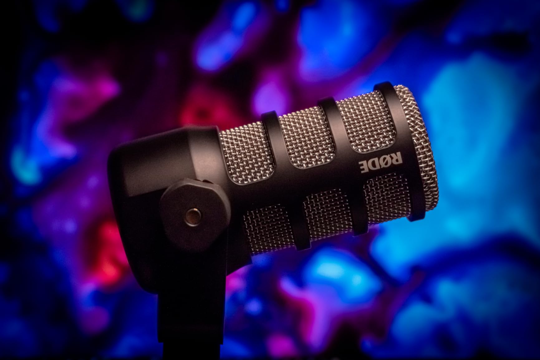 RØDE PodMic Cardioid Dynamic Broadcast Microphone, XLR | Requires Audio Interface (RODECaster, AI-1, or similar). For USB Plug and Play, see PodMic USB customer photo 2