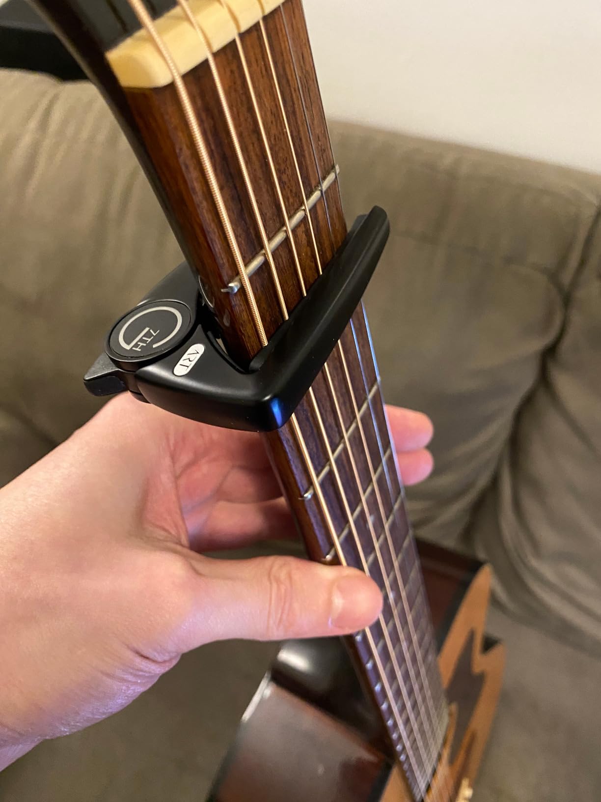 G7th Performance 3 6 String Silver Guitar Capo - Groundbreaking Tension Control & Adaptive Radius Technology customer photo 2
