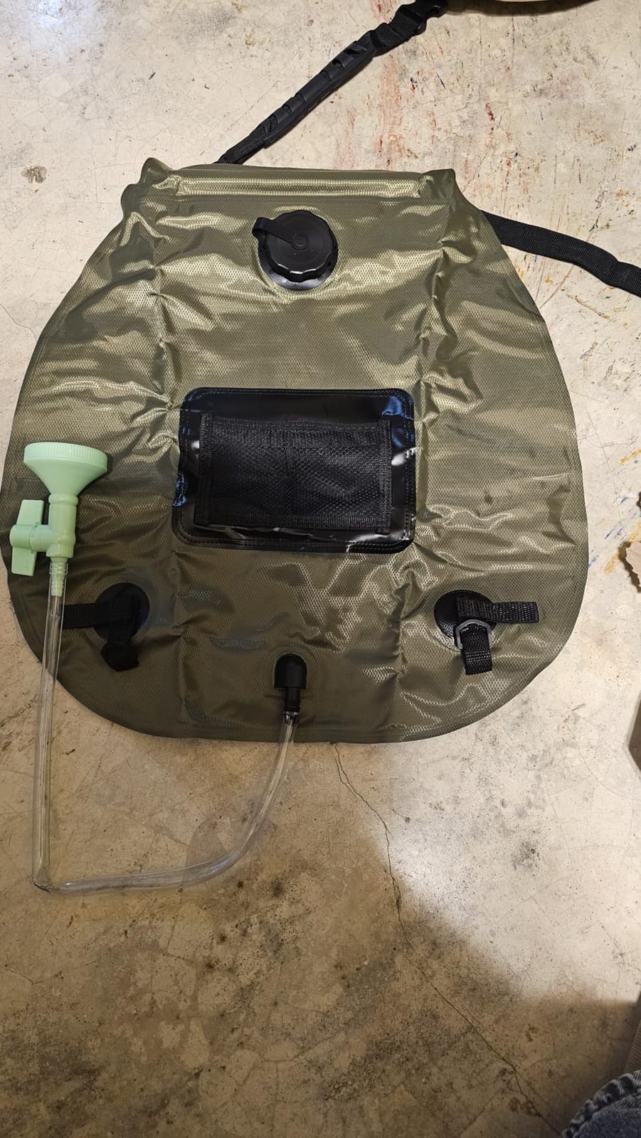 Solar Shower Bag | 5 Gal/20L Solar Heating Camping Shower Bag | Removable Hose | On-Off Switchable Shower Head customer photo 1