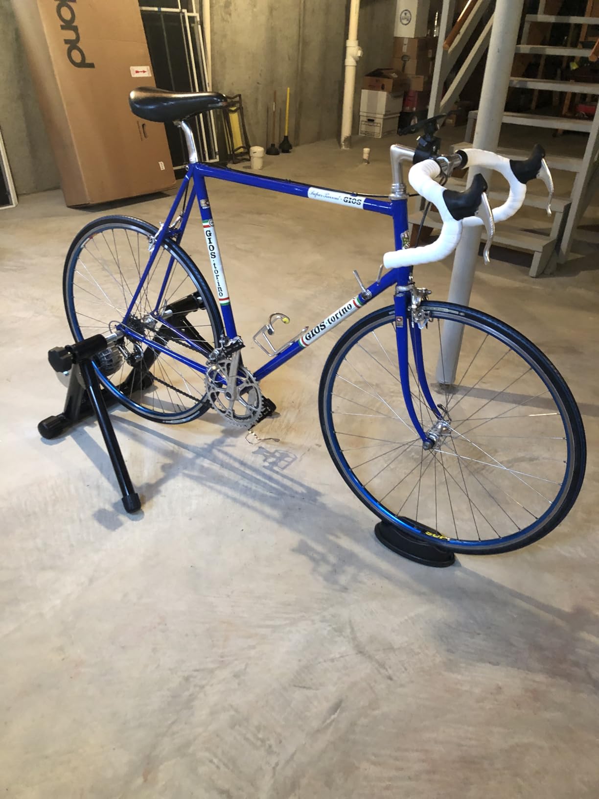 Alpcour Fluid Bike Trainer Stand for Indoor Riding - Portable Foldable Stainless Steel Trainer, Noise Reduction, Progressive Resistance, Dual-Lock System - Road & Mountain Bikes' Stationary Exercise customer photo 2