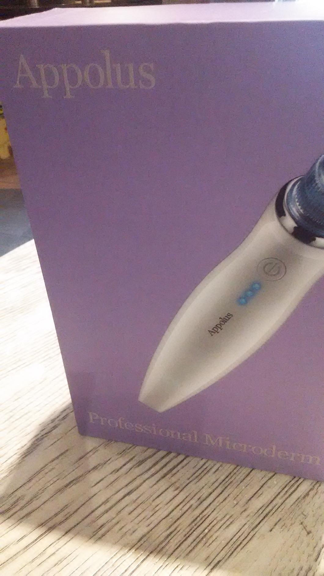 3-in-1 Microdermabrasion Machine - Light Therapy Vacuum Wand Kit | Anti-Aging Device for Face & Neck, Skin Tightening Tool, Wrinkle Reducing, Jawline Definition, 2 Diamond Tips 5 Heads, USB-C customer photo 1