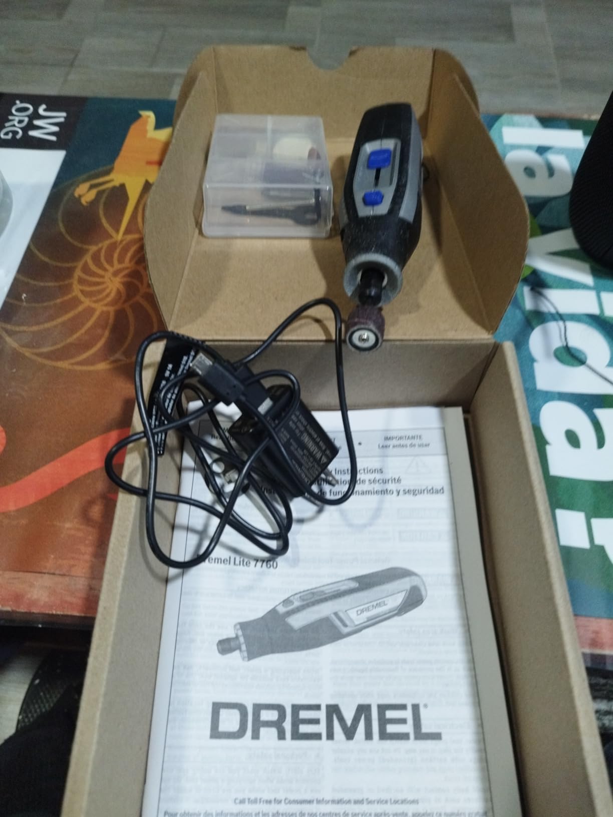 Dremel Lite 7760 N/10 4V Cordless Rotary Tool Kit with Variable Speed customer photo 2
