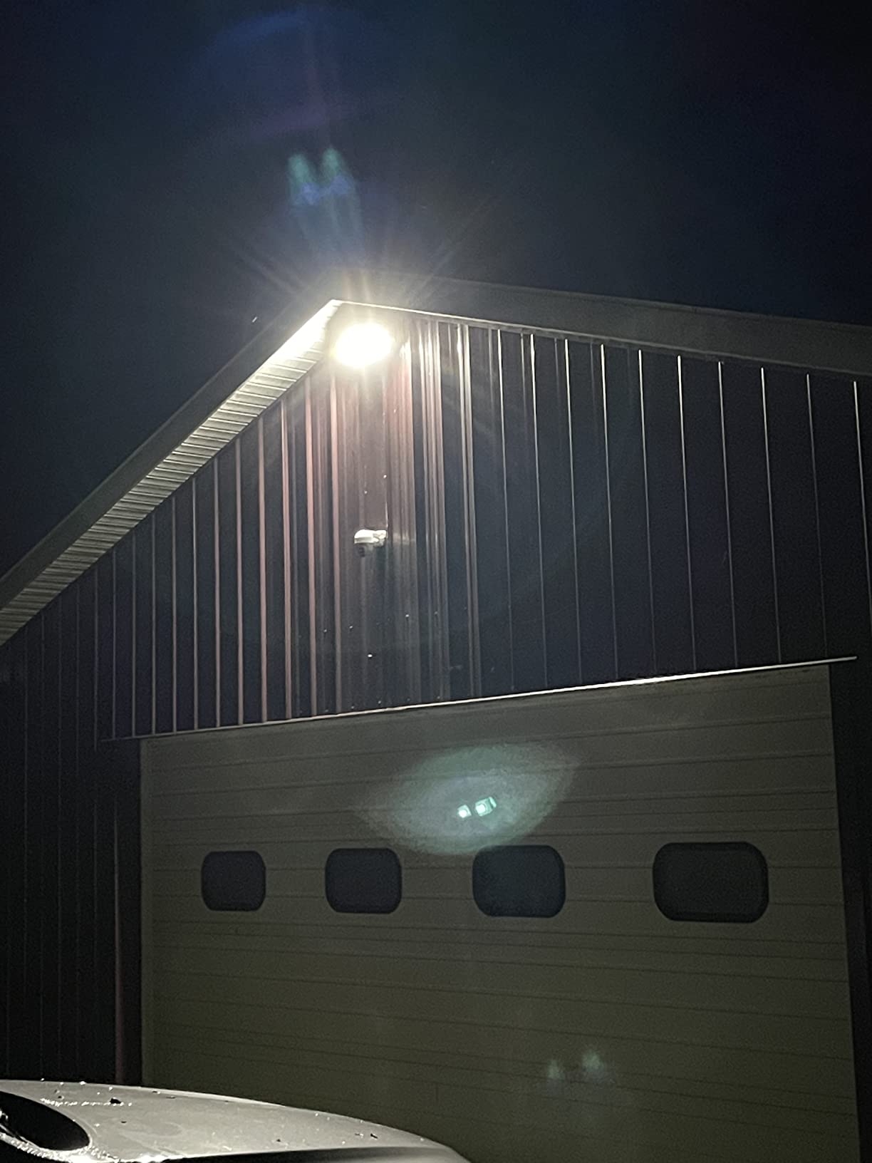 Onforu 75W LED Flood Light Motion Sensor Outdoor, 7000lm Dusk to Dawn Flood Light, Security Light with Three Head, IP65 Waterproof Exterior Floodlight, 6500k Wall Light for Entryway Stairs Yard Garage customer photo 1