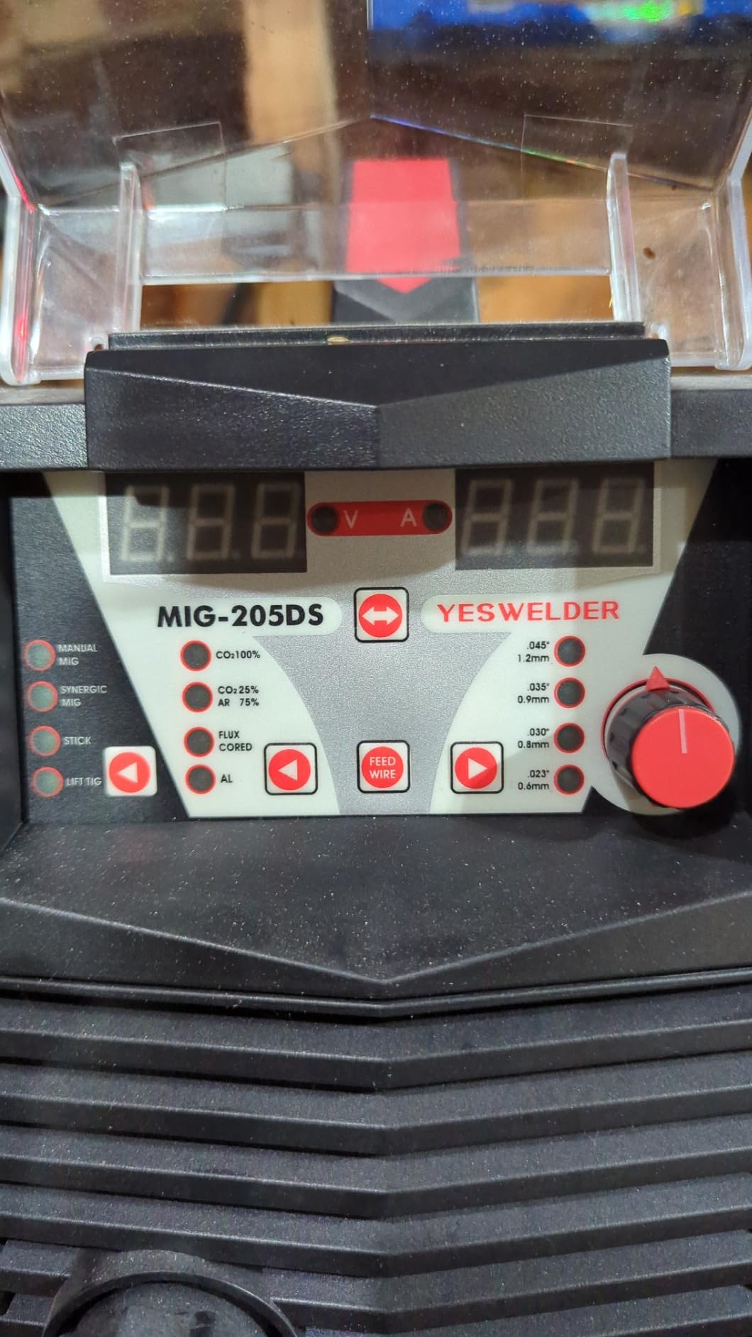 YESWELDER 205A MIG Welder, 110V/220V 5-In-1 MIG/Flux Core MIG/Spool Gun MIG/Lift TIG/Stick customer photo 1