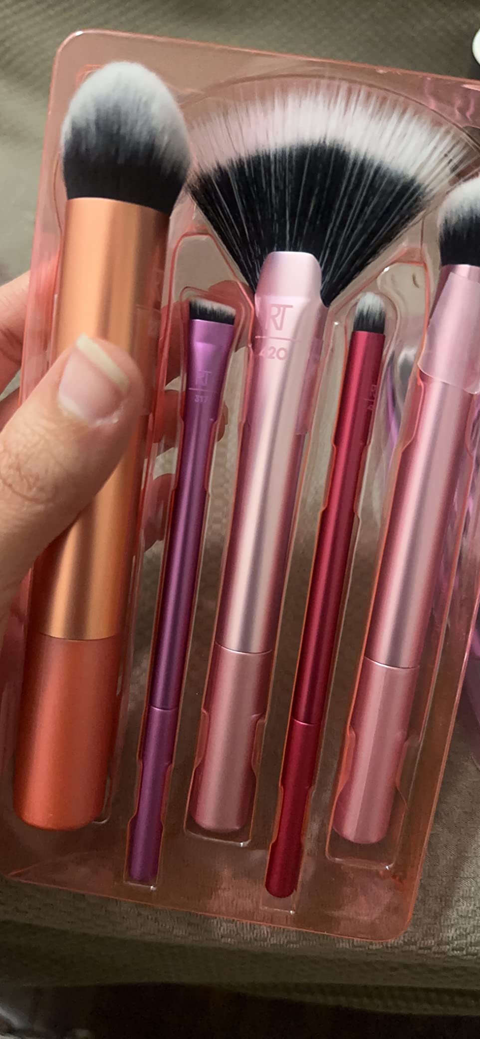 Real Techniques Artist Essentials Makeup Brush Set, Professional Makeup | Blend and define features with professional makeup brushes for face, highlighter brush, eyeliner and lip customer photo 2