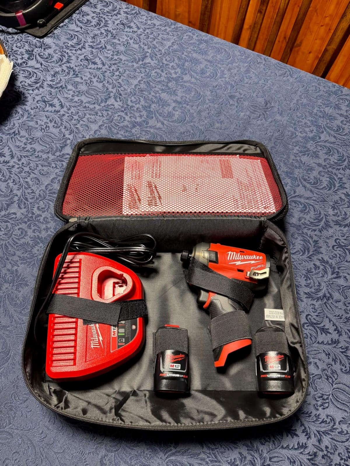 Milwaukee M12 FUEL SURGE 1/4 in. Hex Hydraulic Driver 2 Battery Kit customer photo 2
