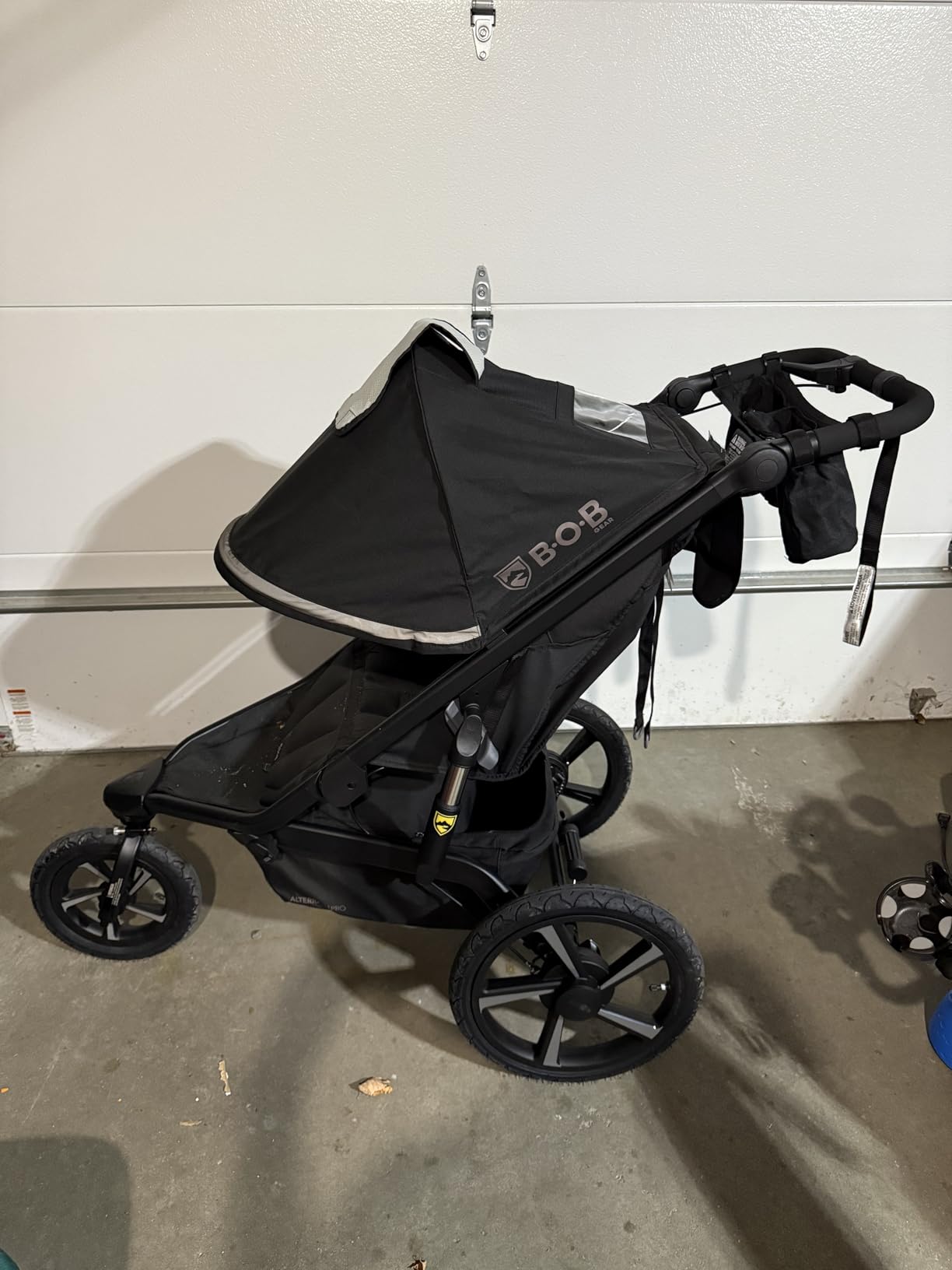 BOB Gear Alterrain Pro Jogging Stroller - Black | All Terrain, All Weather Jogger Stroller; SmoothShox Suspension & Air-Filled Tires; Car Seat Compatible customer photo 2