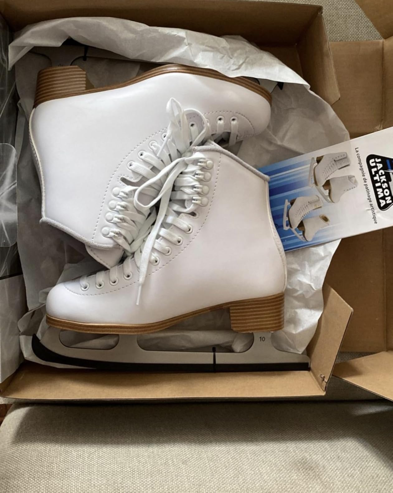 Jackson Classic 200 Womens/Girls Figure Ice Skates | Comfortable Figure Skates for Ice Skating & Recreational Figure Skating, Ice Skates for Kids/Toddler Ice Skates-Medium Width customer photo 2