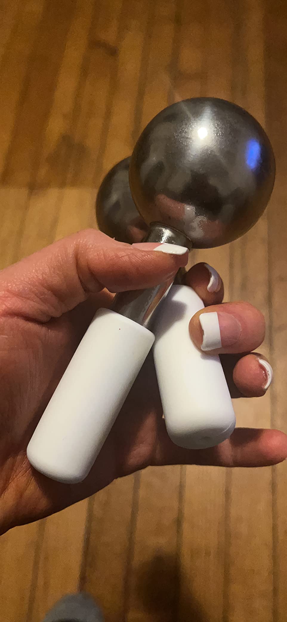 Ice Globes for Facials | Unbreakable Steel Cooling Roller | Cryo Sticks for Face | Massager for Face Neck & Eyes | Skin Care for Dark Circles, Puffiness, Wrinkles, Collagen Production (White) customer photo 2