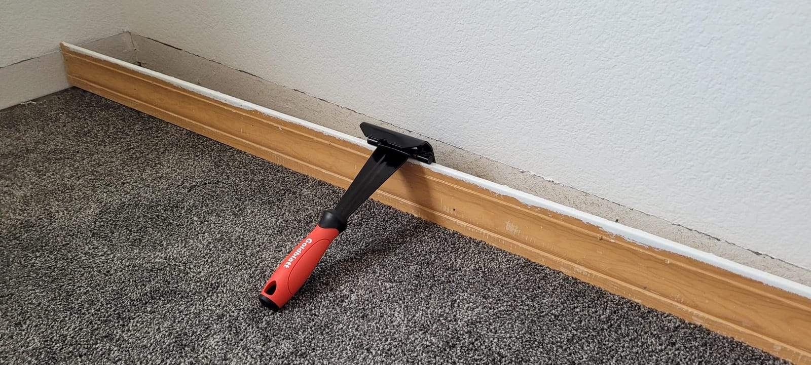 Goldblatt Trim Puller, 4-Inch Tile Removal Tool Baseboard Removal Tool customer photo 2