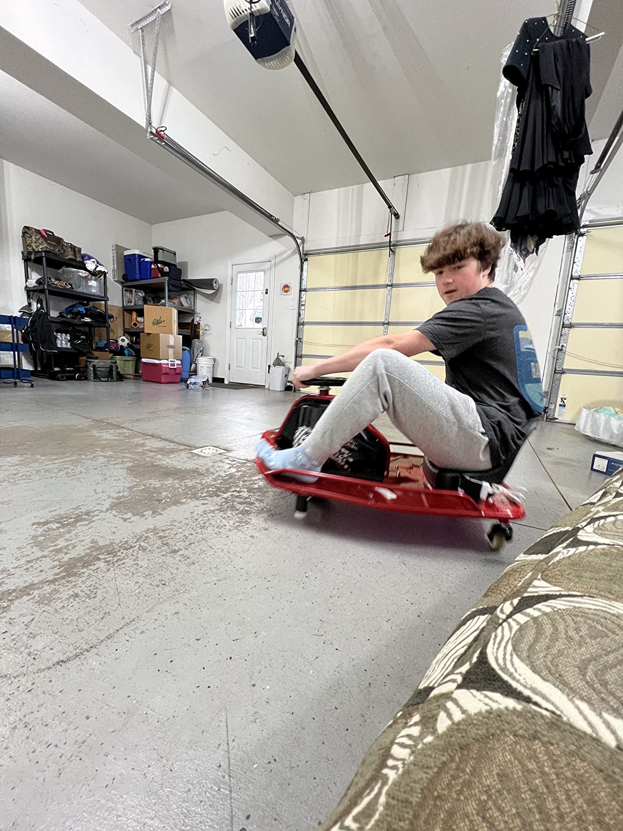 Razor Crazy Cart - 24V Electric Drifting Go Kart - Variable Speed, Up to 12 mph, Drift Bar for Controlled Drifts, One Size, Black/Red customer photo 1