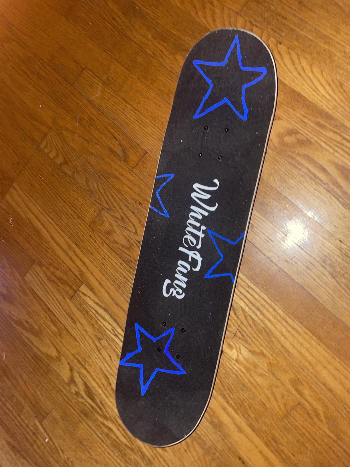 WhiteFang Skateboards for Beginners, Complete Skateboard 31 x 7.88, 7 Layer Canadian Maple Double Kick Concave Standard and Tricks Skateboards for Kids and Beginners customer photo 1