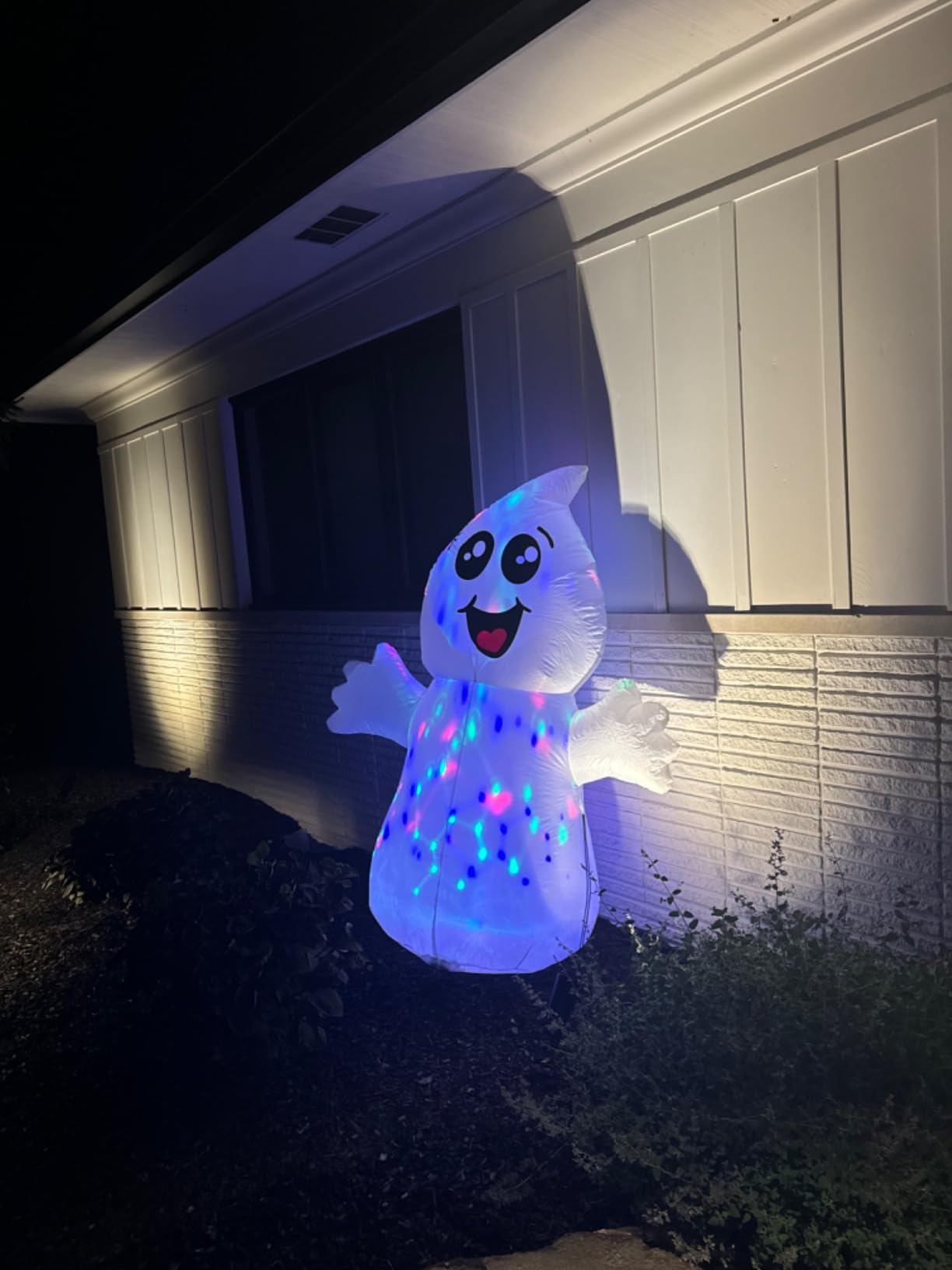 GOOSH 5 FT Halloween Inflatable Ghost Outdoor Decoration with Magic Light, Blow Up Yard Decoration with Built-in LEDs for Garden Lawn Indoor Party Holiday Decor customer photo 2