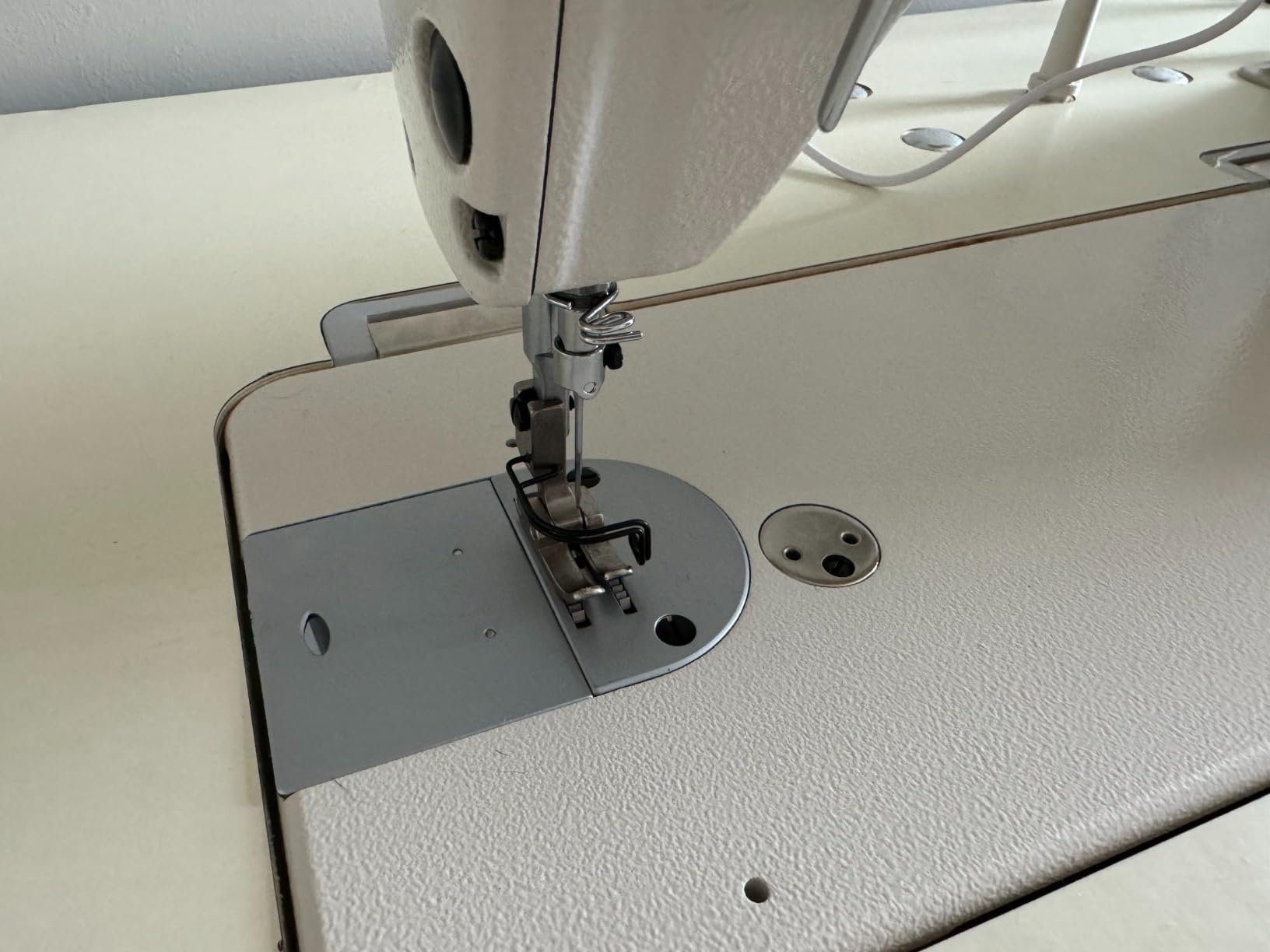 Juki Heavy Material Industrial Straight Stitch Sewing Machine, Table & Servo Motor Assembly Required. customer photo 1