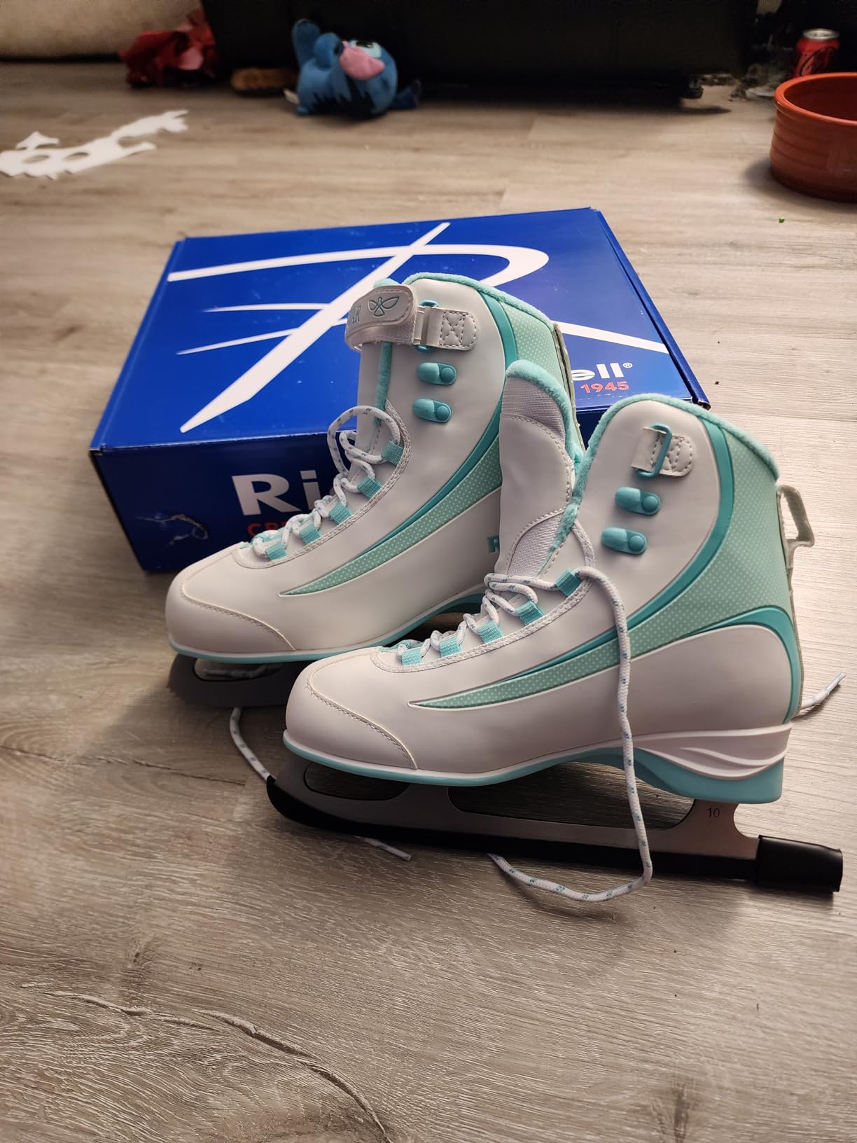 Riedell Soar Recreational Ice Skates for Men and Women customer photo 2