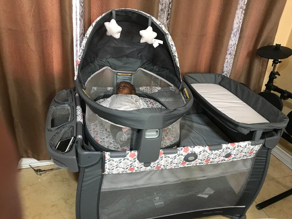 Graco® Pack n Play Dome LX Playard with Baby Bassinet Lightweight Portable Crib Push-Button Fold Travel Crib Redmond Convertible customer photo 2