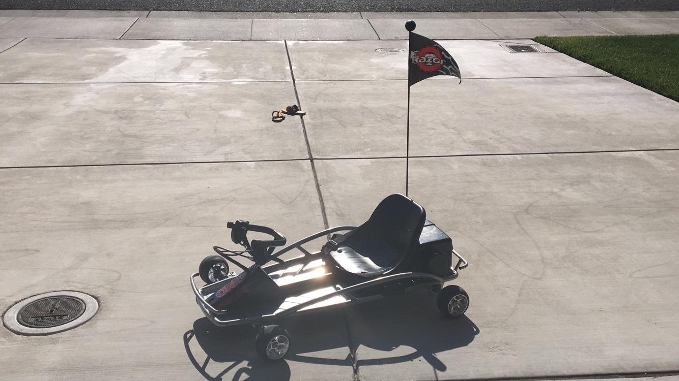 Razor Ground Force One - Electric Go-Kart for Ages 8+, Up to 12 MPH, Up to 40 Minutes of Continuous Use, Variable Speed Throttle, 24V Rechargeable Battery customer photo 2