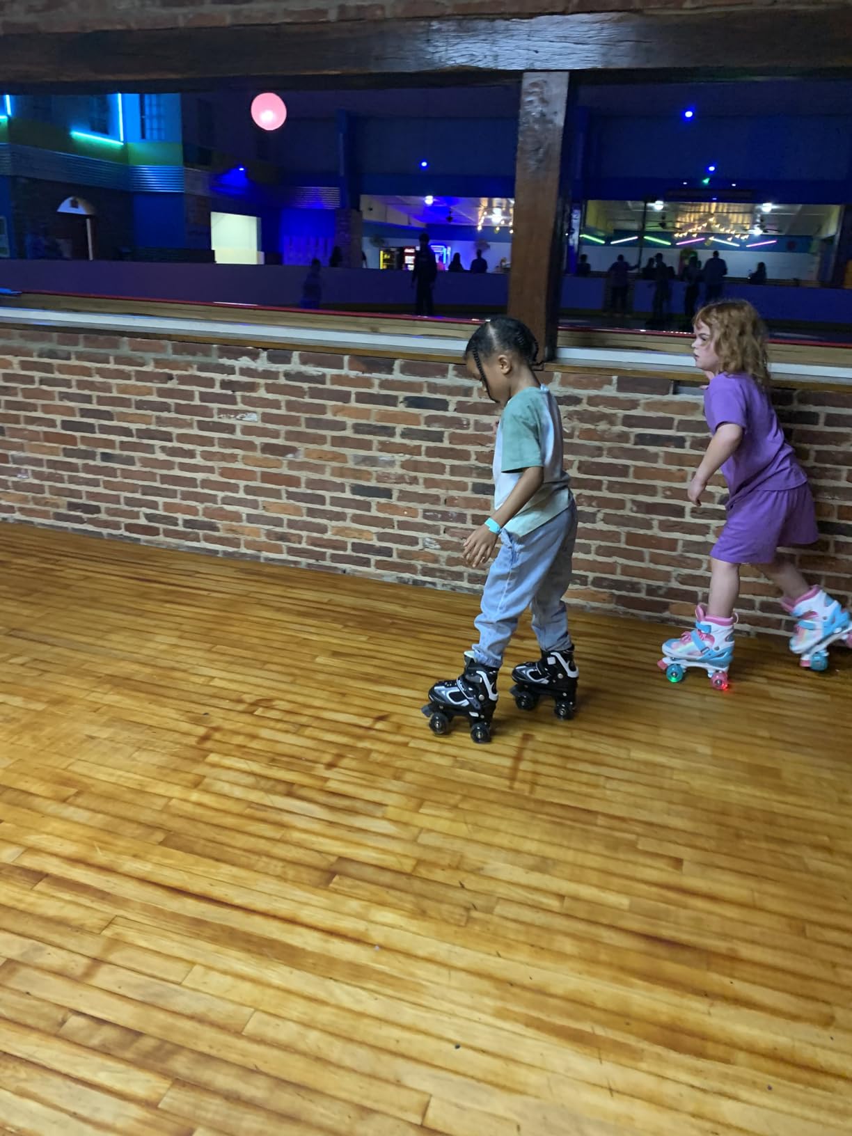 Nattork Kids Roller Skates for Boys Girls Kids, 4 Sizes Adjustable Quad Skates with All Light up Wheels - Birthday Gift for Indoor Outdoor Sports customer photo 2
