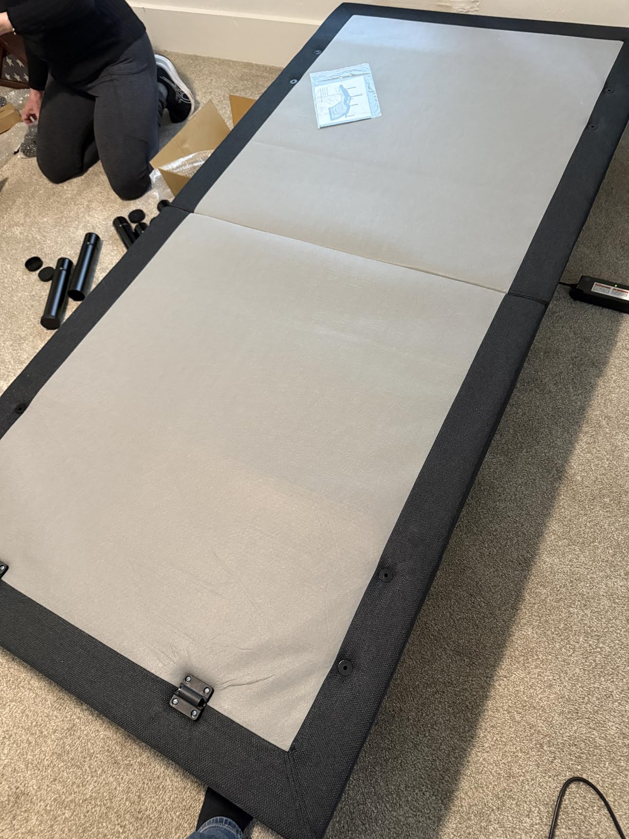 Sven & Son Harmony Adjustable Bed Base, Head and Foot Lift, Massage, Under-Bed Lights, USB, Memory, Zero Gravity Smart Frame - Full customer photo 1