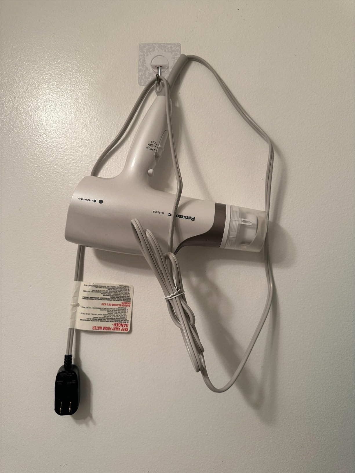 Panasonic Nanoe Salon Hair Dryer with Oscillating Quickdry Nozzle, Blow Dryer with Diffuser and Concentrator Attachments, 3 Speed Heat Settings for Easy Styling and Healthy Hair - EH-NA67-W (White) customer photo 2