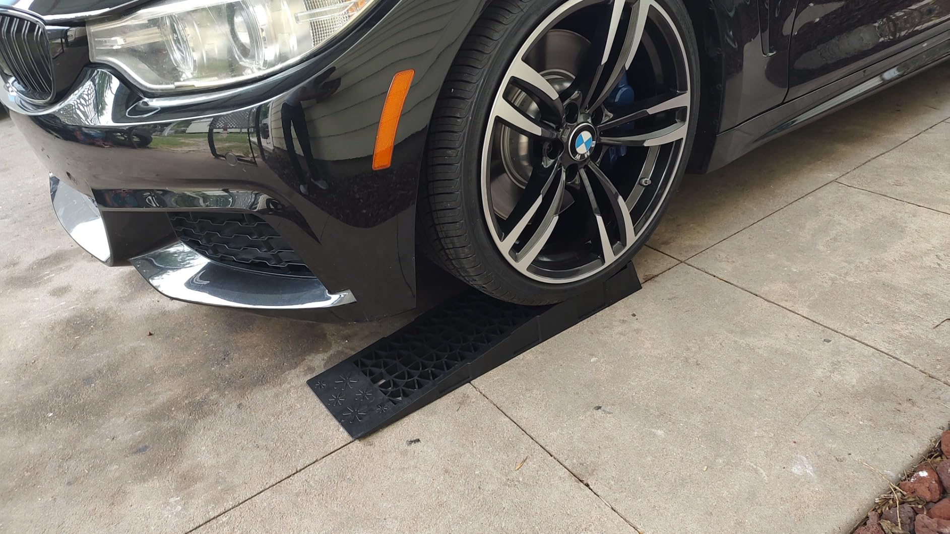 Ramps Low Profile Plastic Car Service Ramps 3 Ton Truck Vehicle - 2 Pack customer photo 2