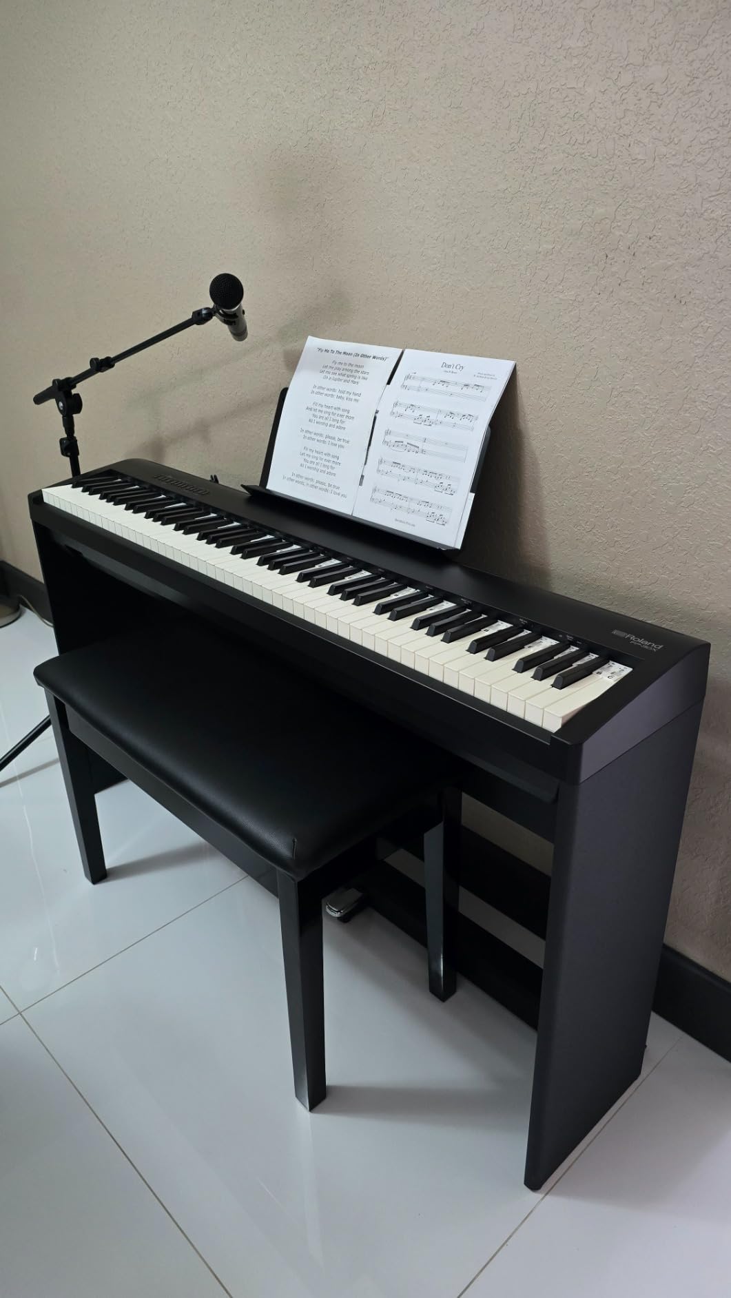 Roland FP-30X 88-Note Digital Piano, Black | SuperNATURAL engine with 88 weighted keys and PHA-4 keyboard for practice, performance and recording customer photo 1