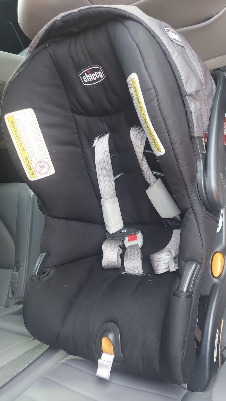 Chicco Bravo 3-in-1 Travel System w/KeyFit 30 Infant Car Seat & Base | Trio Travel System for Newborns & Toddlers, UPF 50+ Canopy, 4-Wheel Suspension, 1-Hand Self-Standing Fold, Grey customer photo 1