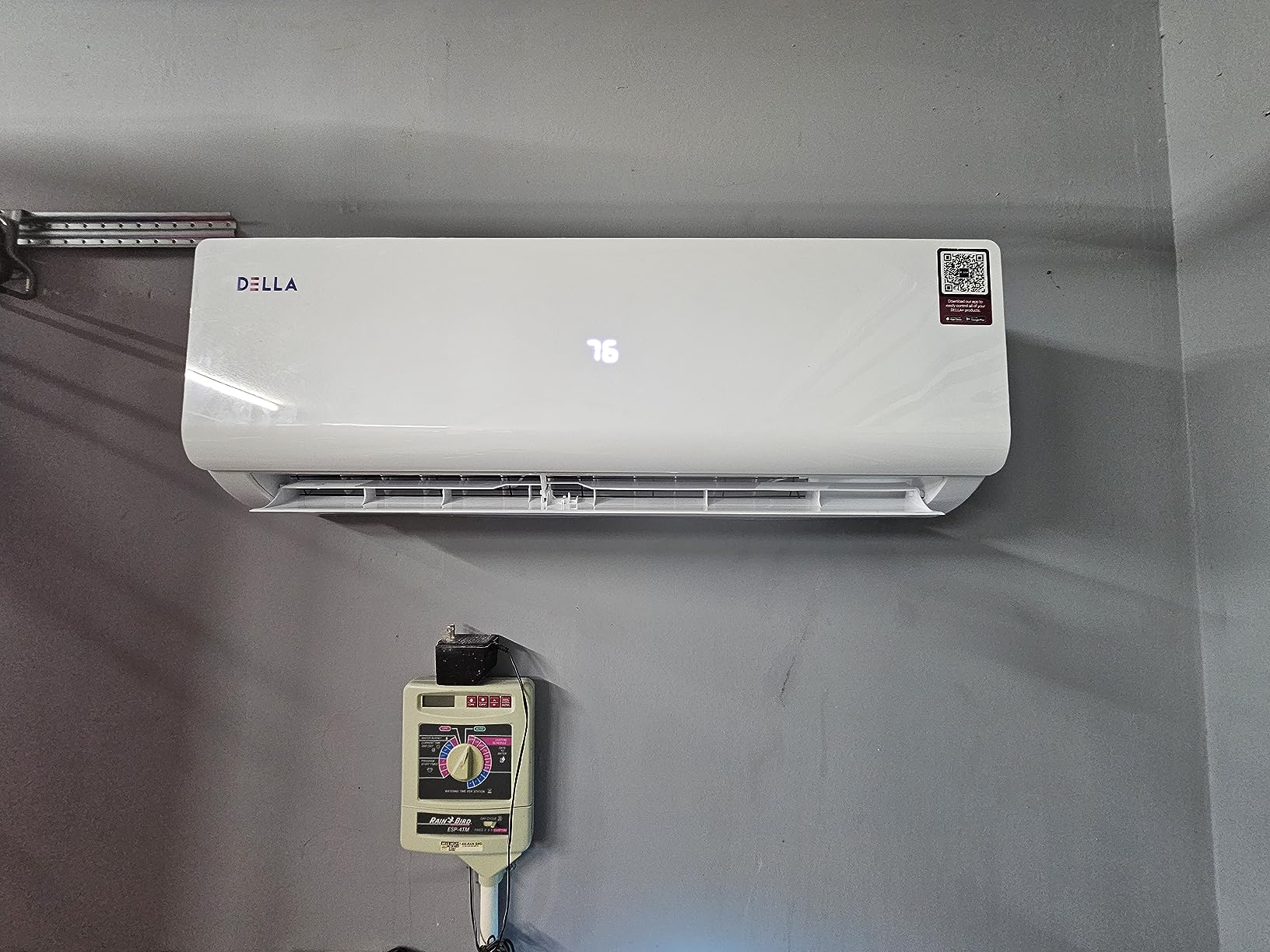 DELLA Vario Series 12000 BTU Mini Split Air Conditioner Work with Alexa with 1 Ton Pre-Charged Heat Pump Ductless Inverter System, 23 SEER2, Cools Up to 550 Sq. Ft,16.4ft Installation Kit Included customer photo 2