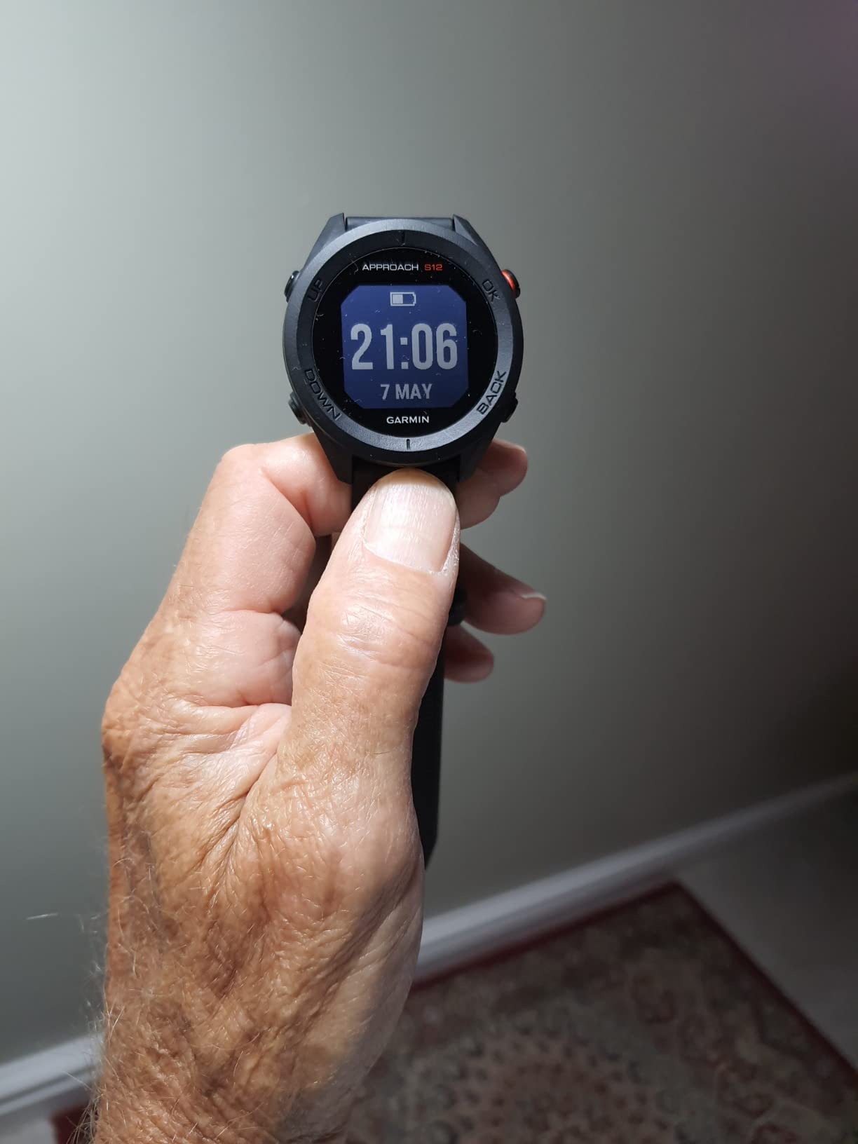 Garmin Approach S12, Easy-to-Use GPS Golf Watch, 42k+ Preloaded Courses, Black, 010-02472-00 | Over 42,000 course maps, sunlight-readable screen, score tracking, up to 30-hour battery customer photo 2