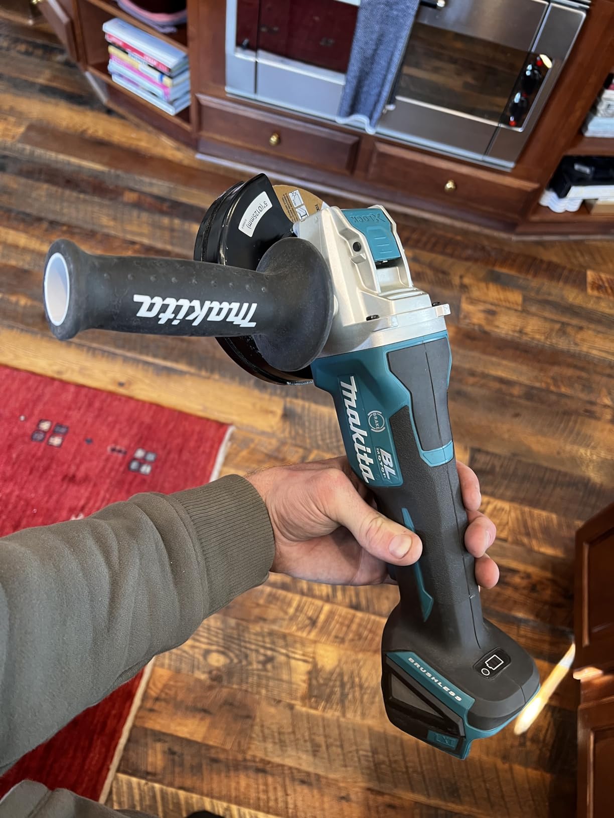 Makita XAG26Z 18V LXT® Lithium-Ion Brushless Cordless 4-1/2” / 5