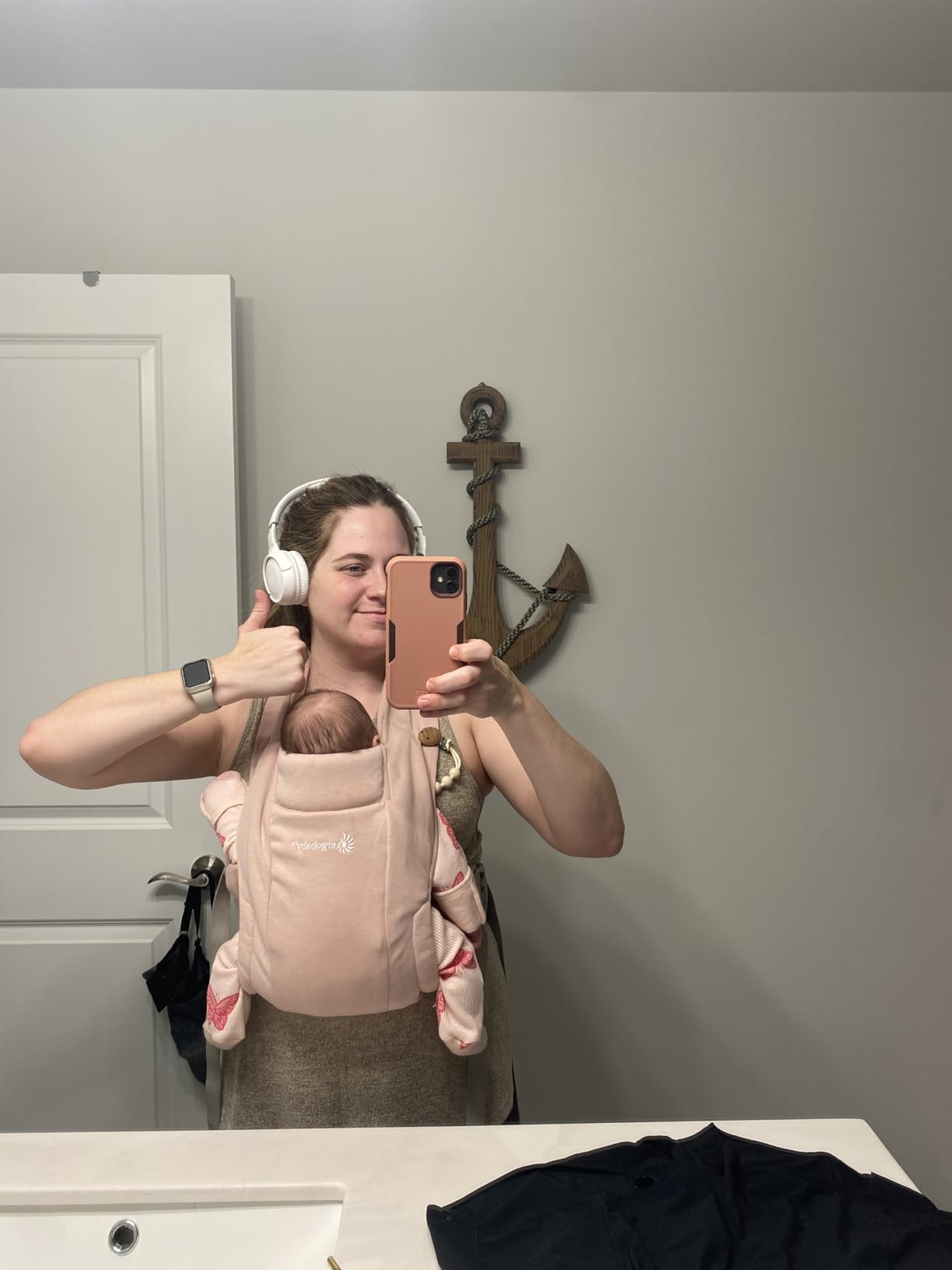 Ergobaby Embrace Newborn Baby Carrier for Infants 0-12 Months | Ergonomic 2-Position Infant Carrier with Head and Neck Support, Hip-Healthy Positioning, Fits 7-25 lbs, Cream customer photo 1