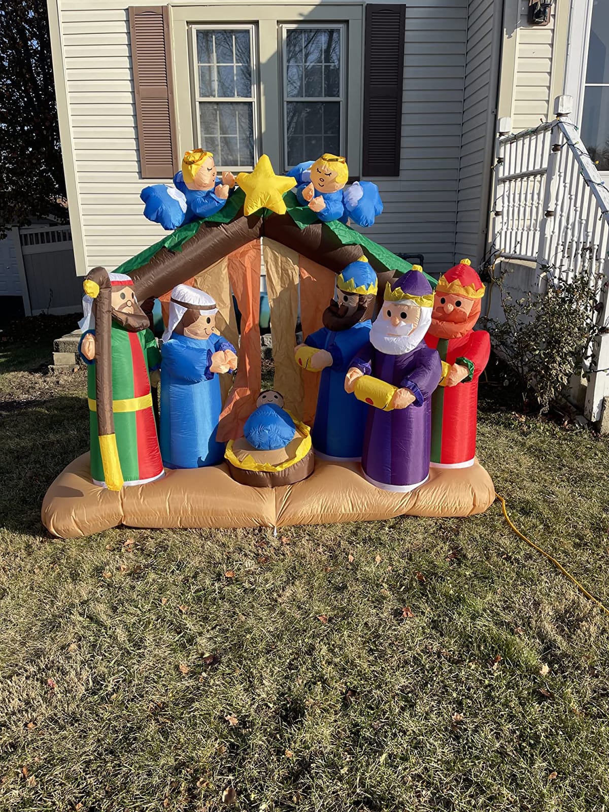 Joiedomi 6.5 FT Long Christmas Inflatable Nativity Scene with Angels with Build-in LEDs Blow Up Inflatables for Christmas Party Indoor, Outdoor, Yard, Garden, Lawn, Winter Decor customer photo 2