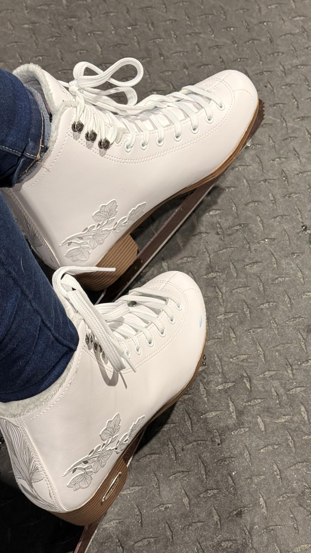 Rollerblade Bladerunner Ice Diva Women's Adult Figure Skates, White and Rose Gold, Ice Skates customer photo 1