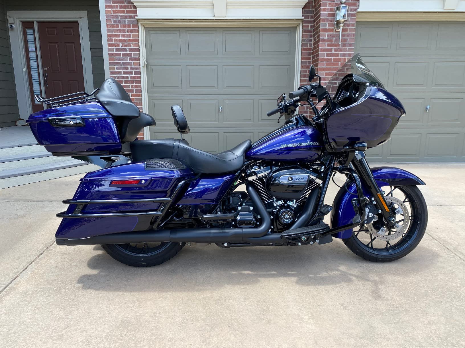 Benlari Chrome Tour Pack Luggage Rack Trunk Top Rack Motorcycle Trunk Rail Rack Compatible for Harley Touring Street Glide Electra Glide Road Glide Road King Ultra Limited 1984-2024 customer photo 2