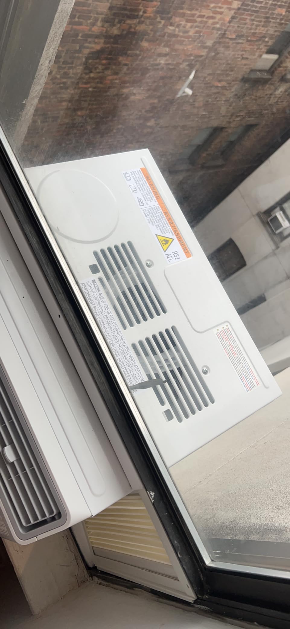 DELLA 10000 BTU Energy Saving Window Air Conditioner, Work with Alexa, Cools Up to 450 Sq. Ft, GEO Location, AC Unit with WIFI Smart Controls, Remote, Dehumidifier, Fan, Reusable Filter, Easy Install customer photo 2