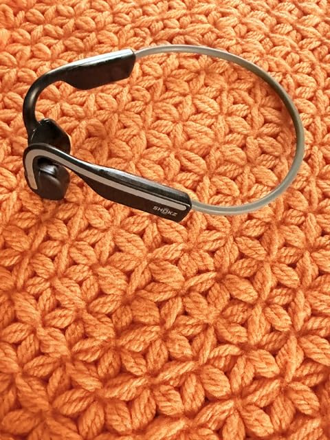 SHOKZ OpenMove - Open-Ear Bluetooth Sport Headphones - Bone Conduction Wireless Earphones customer photo 2