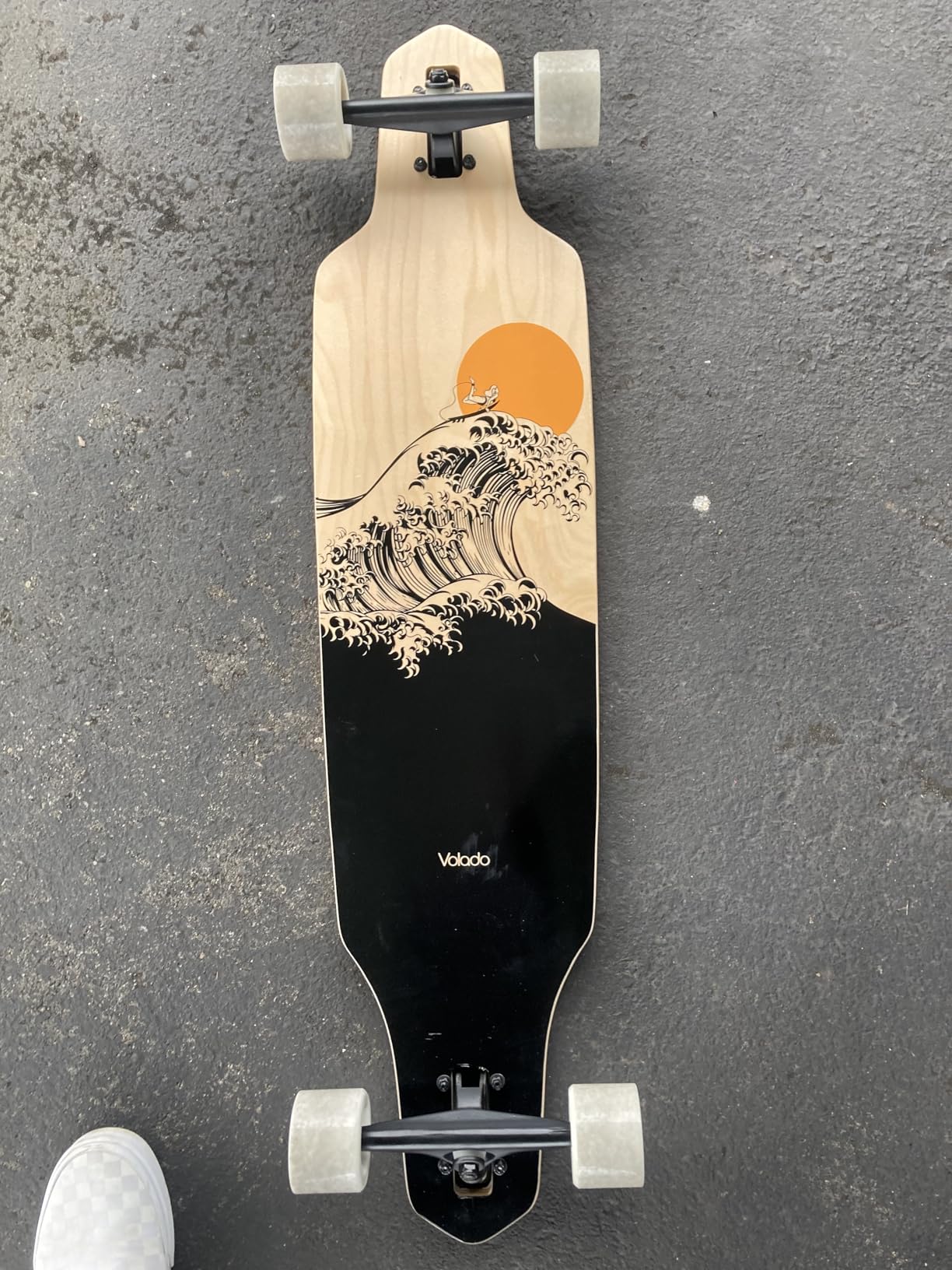 VOLADOR Urban Freeride Pro Longboard Cruiser 40inch | Canadian Maple Wood Deck & Forged Reverse Kingpin Truck | Drop Through Longboard Complete Setup for Urban Commuting customer photo 2
