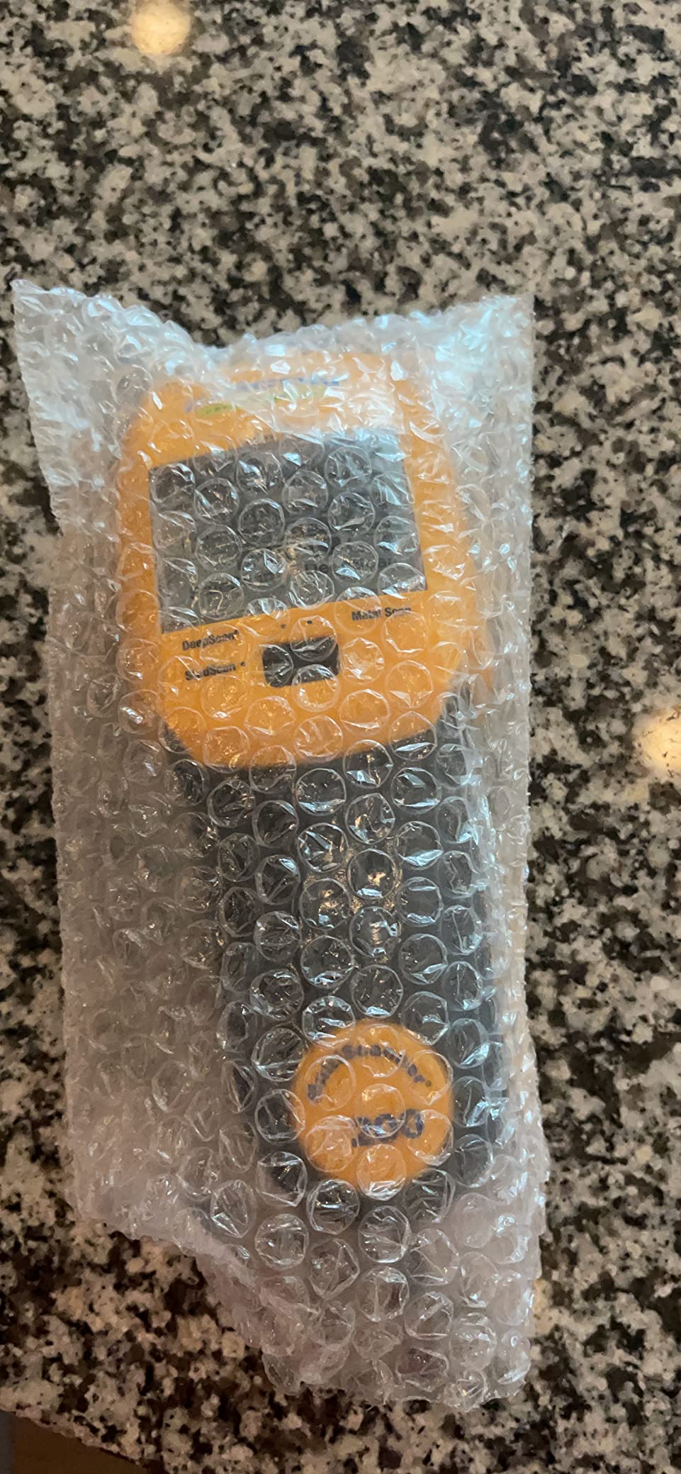 Zircon MultiScanner A200 Stud Finder with Metal & Live Wire Detection | Find wood and metal studs, detect metal objects and live AC wires before drilling with visual SpotLite guidance customer photo 1
