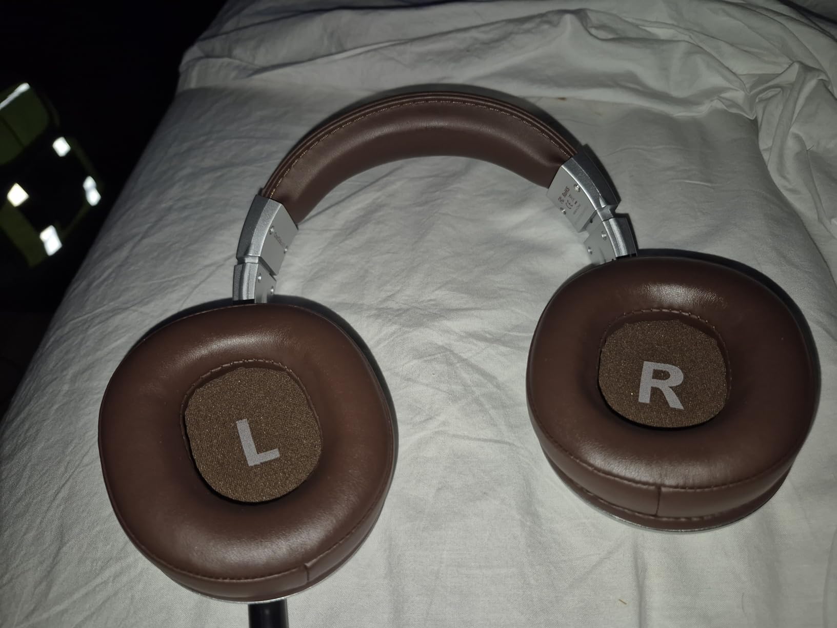 OneOdio A71 Hi-Res Wired Over-Ear Studio Headphones for DJ, Mixing - Black customer photo 2