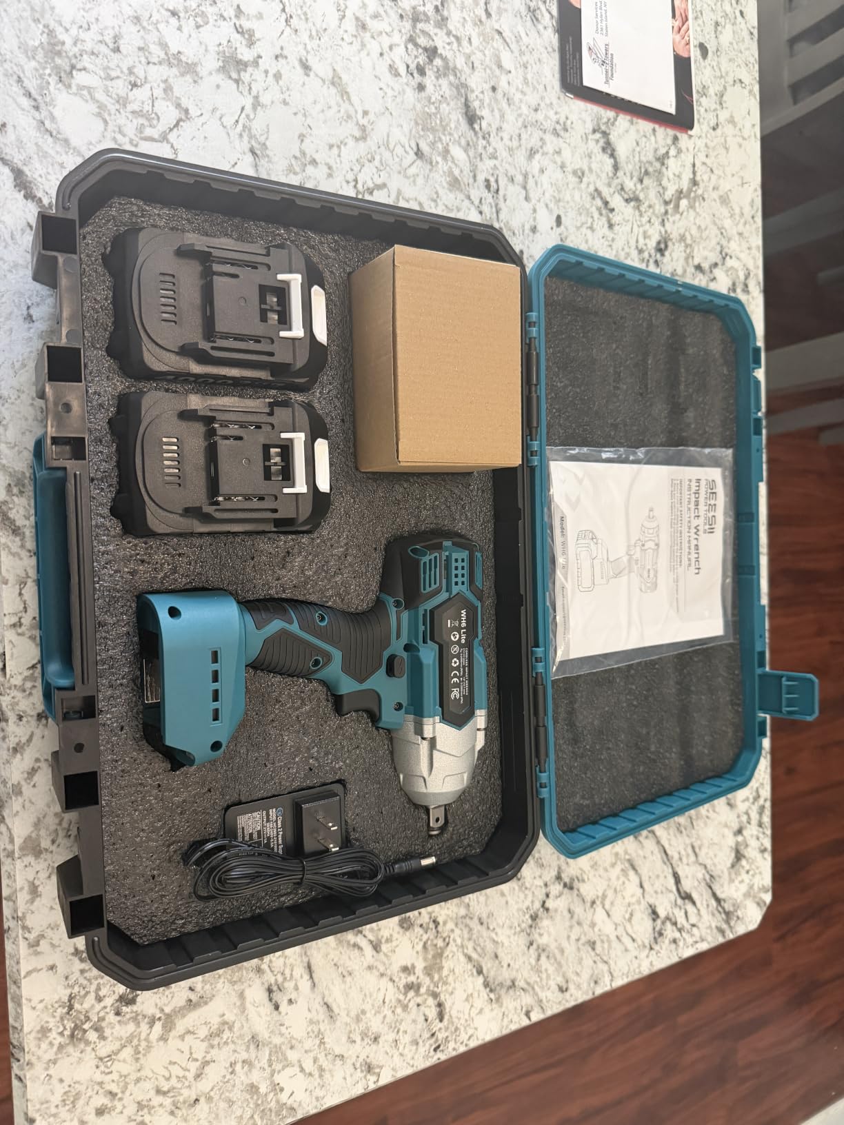 Seesii Cordless Impact Wrench 1/2 inch, High Torque 479 Ft-lbs(650Nm) Brushless Impact Gun, 2500RPM w/2x4.0 Battery, 6 Sockets, 8 Drill Bits, High Torque Power Impact Driver for Car Home, WH6 Lite customer photo 1