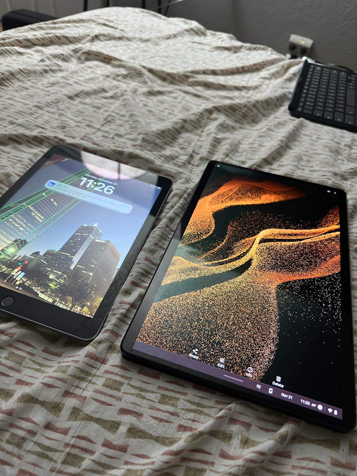Lenovo 82QS0000US, IdeaPad Duet 5 Chromebook, OLED 13.3