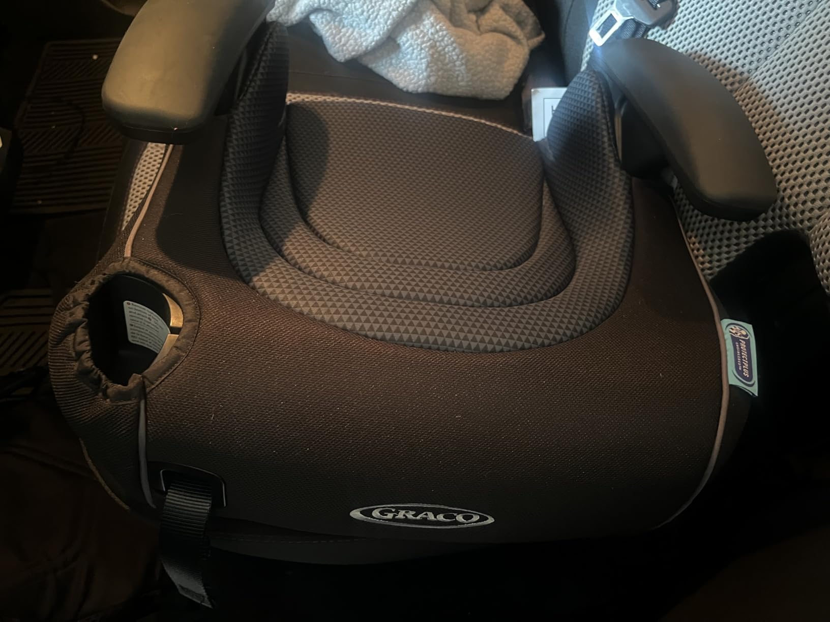 Graco TurboBooster LX Backless Booster with Affix Latch | Backless Booster Seat for Big Kids Transitioning to Vehicle Seat Belt (Rio) customer photo 1