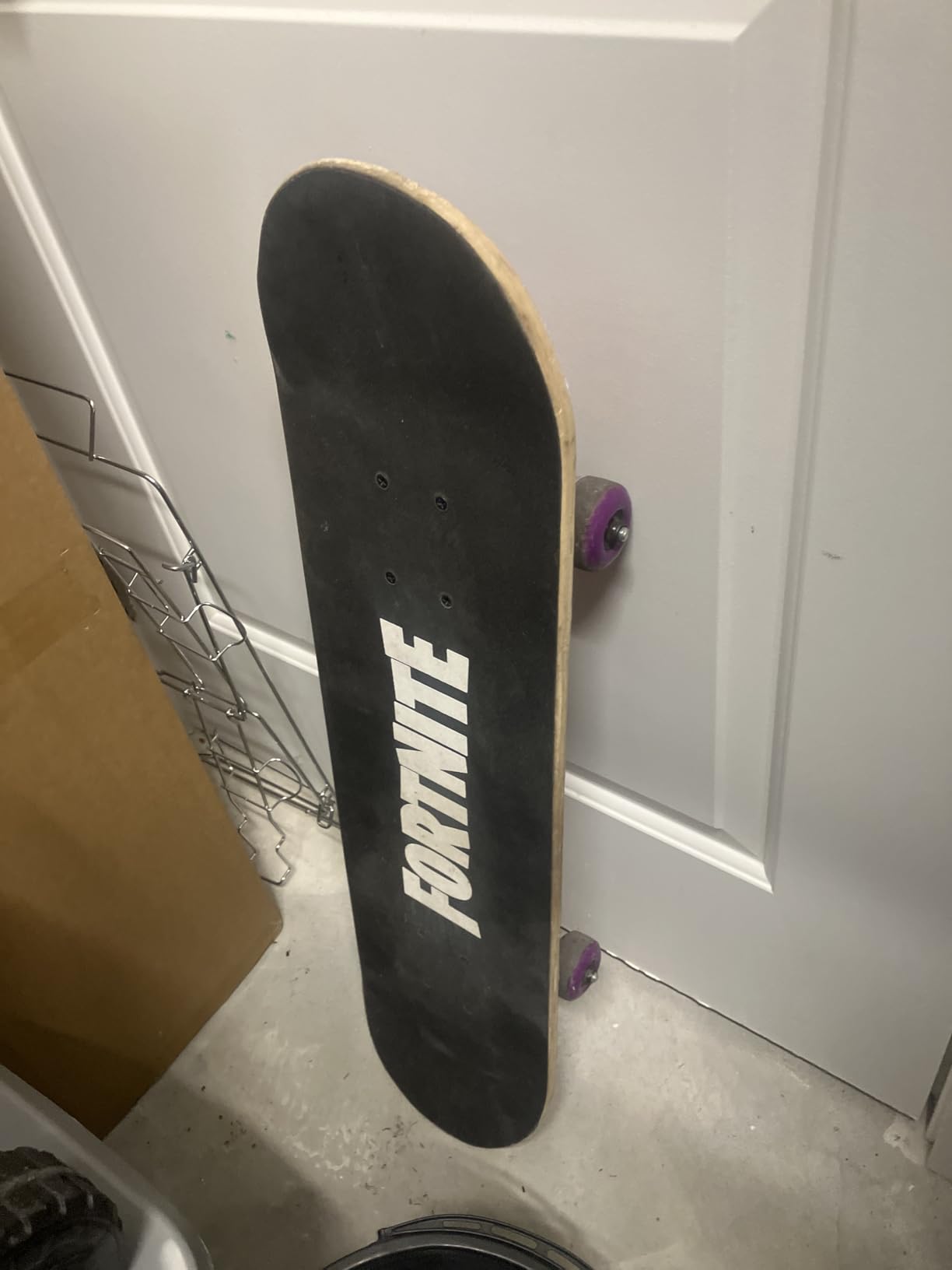 31-Inch Skateboard, 9-Ply Maple Deck, ABEC 5 Bearings customer photo 1
