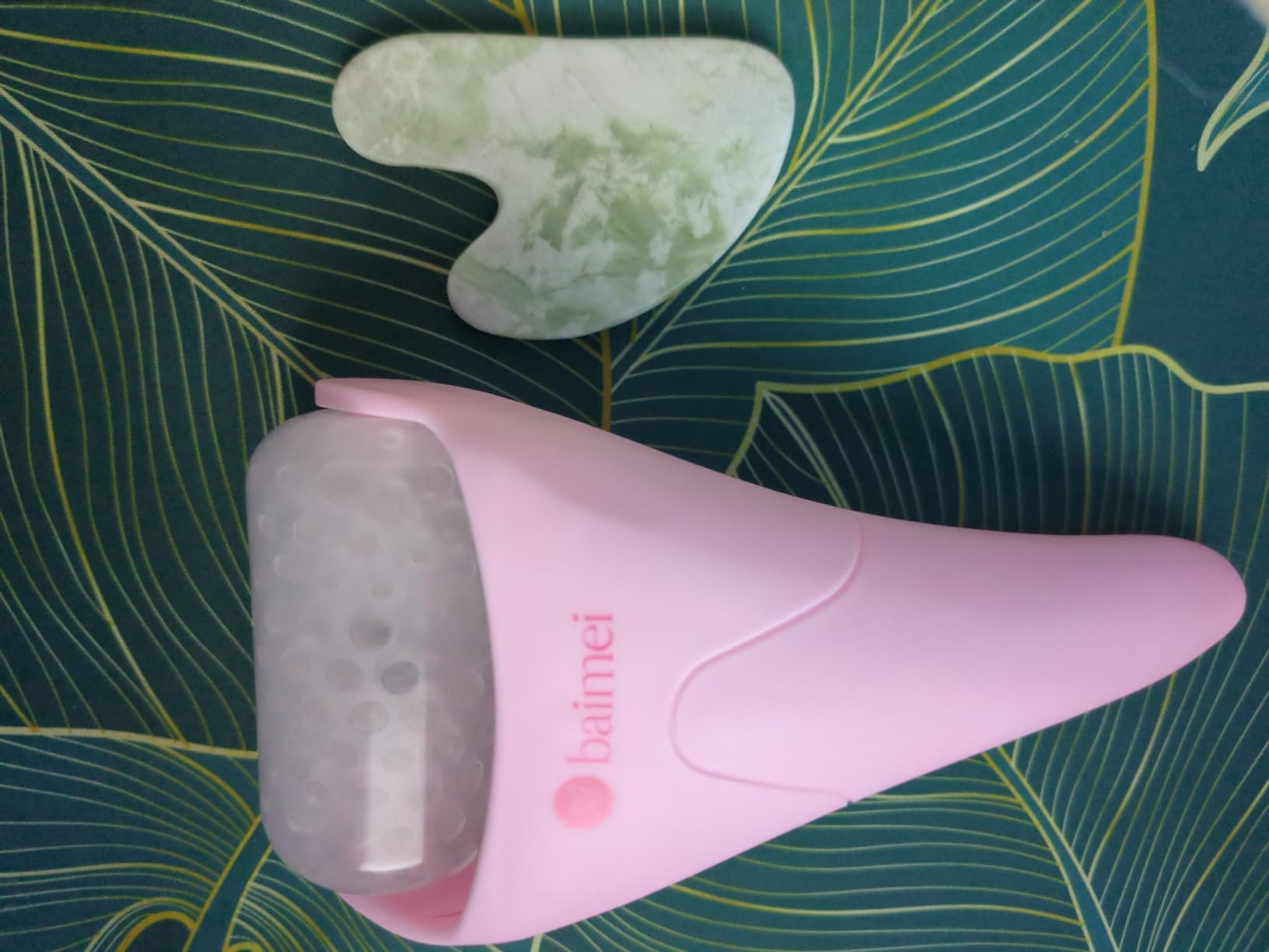 BAIMEI IcyMe Ice Roller for Face & Gua Sha Set, Depuff & Migraine Relief | Cooling Smoothing Guasha Tool for Face & Ice Roller, Daily Beauty Skincare Tool for Home Spa, Self Care Gifts for Women-Pink customer photo 1
