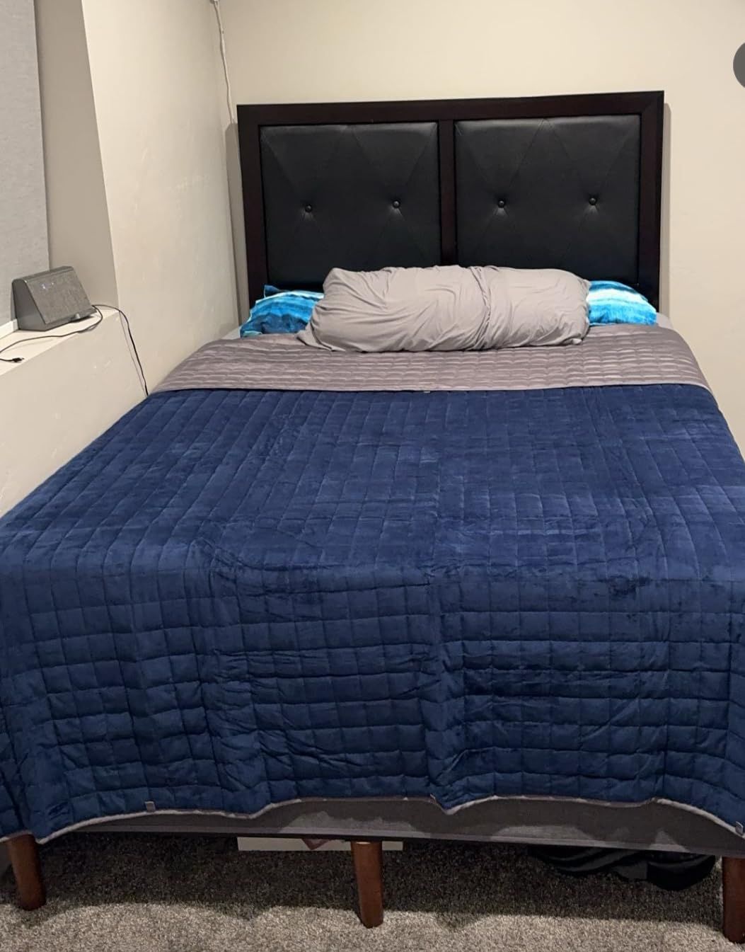 YnM Cooling Weighted Blanket for Adults, 20lbs Heavy Bed Throw for One Person of 190lbs, Perfect for Hot Sleepers or Warm Climates with Cooling Rayon/Glass Beads(60x80 Inches,Queen Bed, Blue Grey) customer photo 2