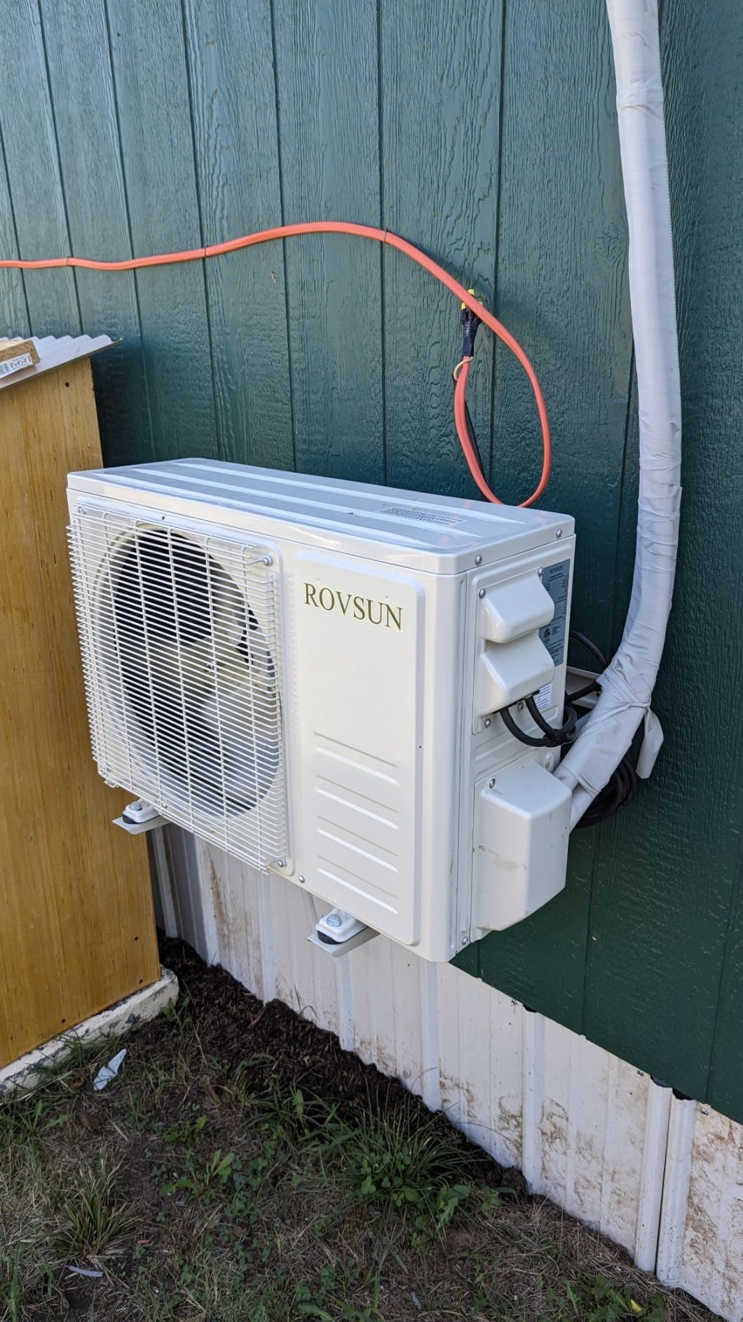 ROVSUN 9000 BTU Mini Split AC/Heating System with Inverter, 20 SEER2 Energy Saving 115V Ductless Split-System Air Conditioner with Pre-Charged Condenser, Heat Pump, Remote Control & Installation Kit customer photo 1